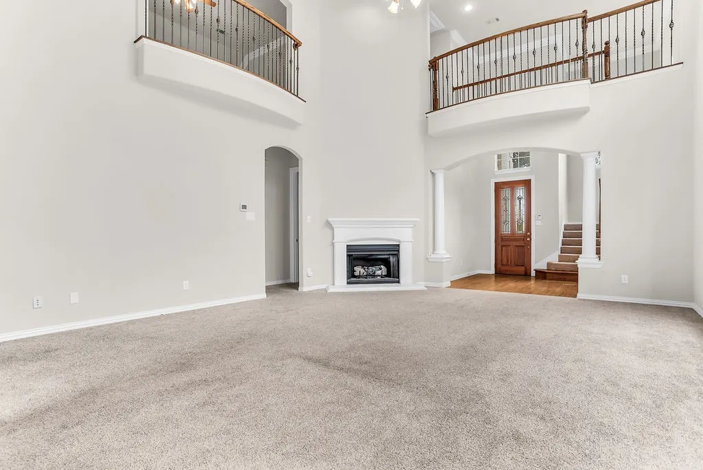 Single Family Residence For Sale in Dallas County , 3351 Garrett Drive, Irving, Texas 75062, 4 Bedroom, 4 Bathroom, 2 Garage spaces, 3,401 Sqft, built in 2003, mls#21402850, Real Estate Agent in Irving, Homes For Sale in Dallas county, Homes For Sale in Irving, Realtor in Irving Texas, Real Estate Brokerage Independent Realty Texas, Luminita Cordes Realtor