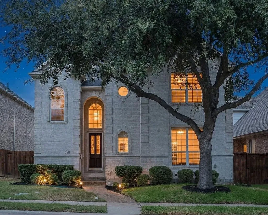 Single Family Residence For Sale in Dallas County , 3351 Garrett Drive, Irving, Texas 75062, 4 Bedroom, 4 Bathroom, 2 Garage spaces, 3,401 Sqft, built in 2003, mls#21402850, Real Estate Agent in Irving, Homes For Sale in Dallas county, Homes For Sale in Irving, Realtor in Irving Texas, Real Estate Brokerage Independent Realty Texas, Luminita Cordes Realtor