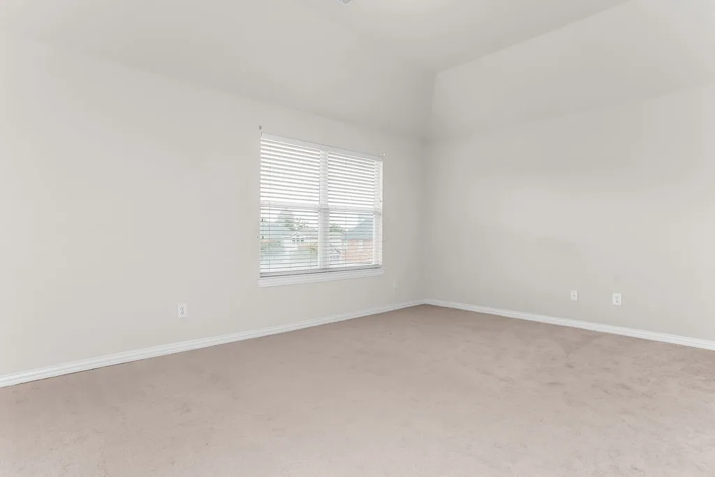 Single Family Residence For Sale in Dallas County , 3351 Garrett Drive, Irving, Texas 75062, 4 Bedroom, 4 Bathroom, 2 Garage spaces, 3,401 Sqft, built in 2003, mls#21402850, Real Estate Agent in Irving, Homes For Sale in Dallas county, Homes For Sale in Irving, Realtor in Irving Texas, Real Estate Brokerage Independent Realty Texas, Luminita Cordes Realtor