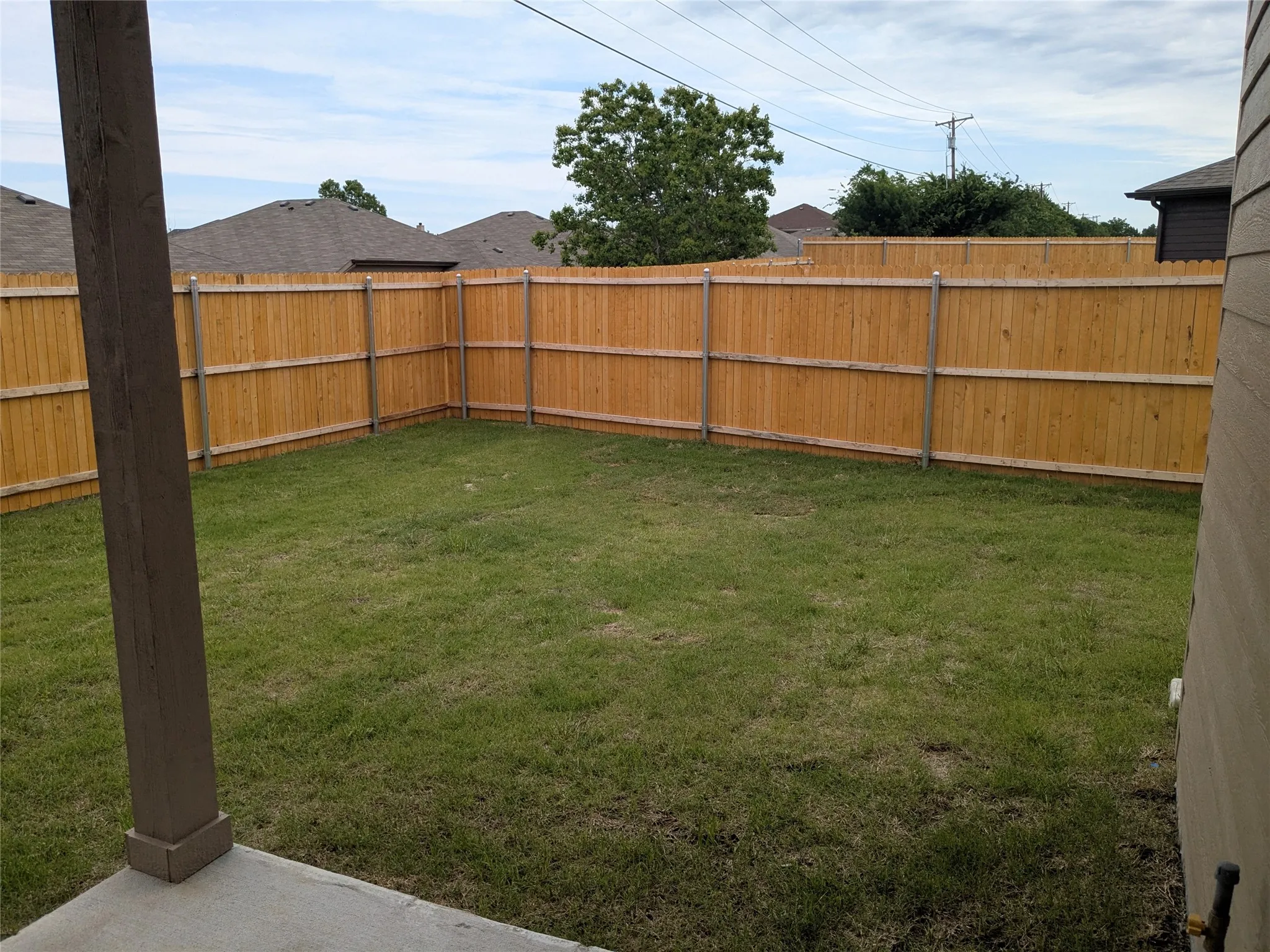 Single Family Residence For Rent in Hunt County , 6606 Pattison Lane, Greenville, Texas 75402, 3 Bedroom, 2 Bathroom, 2 Garage spaces, 1,460 Sqft, built in 2025, mls#21401719, Real Estate Agent in Greenville, Homes For Rent in Hunt county, Homes For Rent in Greenville, Realtor in Greenville Texas, Real Estate Brokerage Independent Realty Texas, Luminita Cordes Realtor