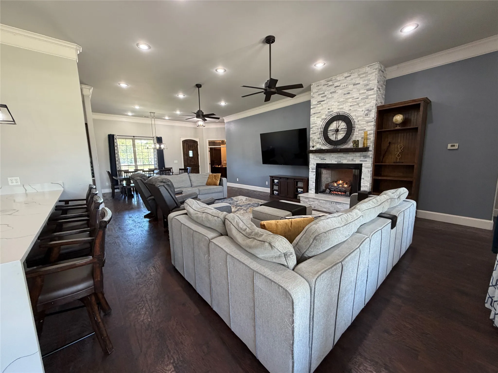 Single Family Residence For Rent in Rains County , 251 Rs County Road 3430, Emory, Texas 75440, 5 Bedroom, 5 Bathroom, 2 Garage spaces, 4,887 Sqft, built in 2015, mls#21403044, Real Estate Agent in Emory, Homes For Rent in Rains county, Homes For Rent in Emory, Realtor in Emory Texas, Real Estate Brokerage Independent Realty Texas, Luminita Cordes Realtor