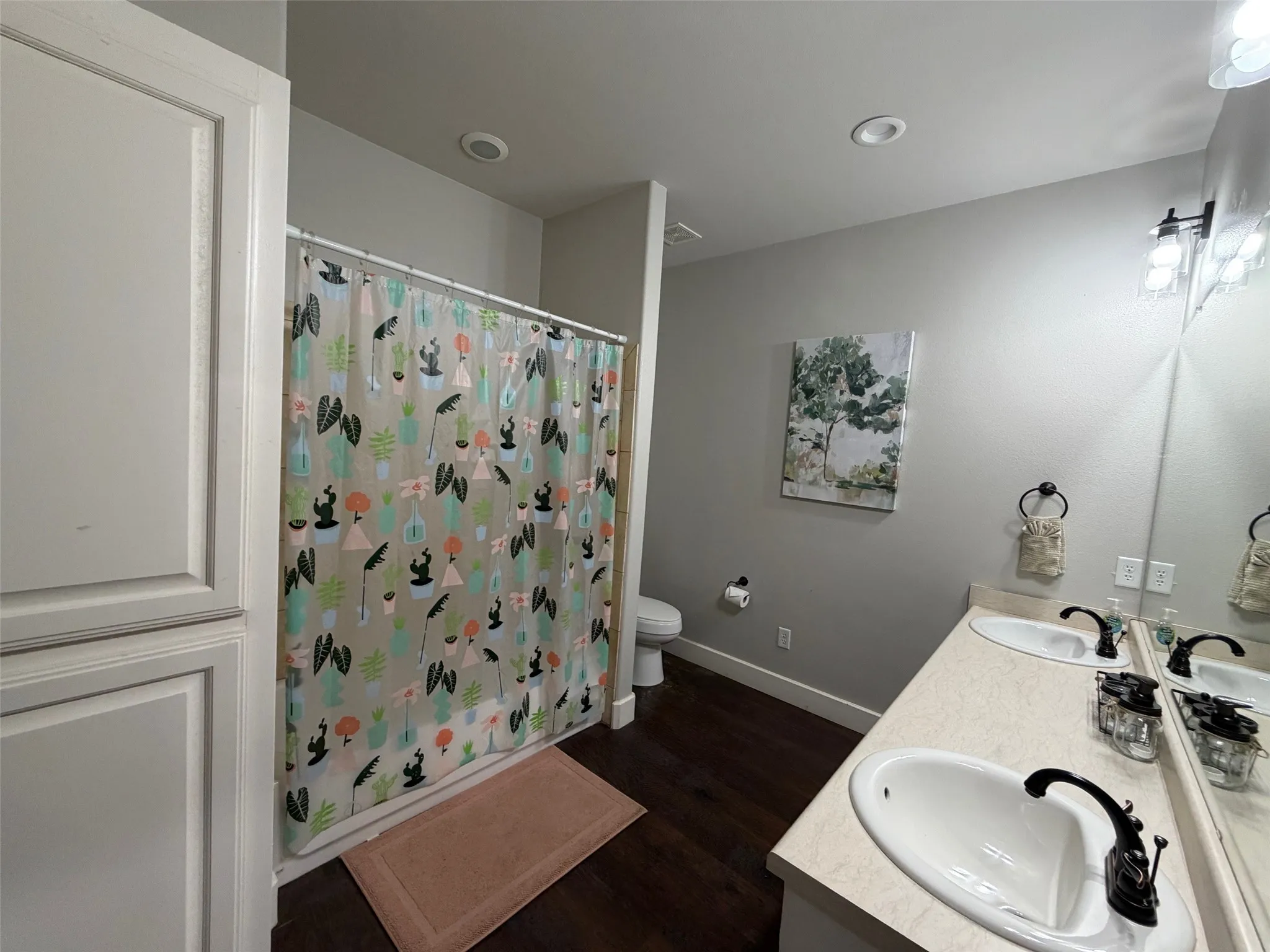 Single Family Residence For Rent in Rains County , 251 Rs County Road 3430, Emory, Texas 75440, 5 Bedroom, 5 Bathroom, 2 Garage spaces, 4,887 Sqft, built in 2015, mls#21403044, Real Estate Agent in Emory, Homes For Rent in Rains county, Homes For Rent in Emory, Realtor in Emory Texas, Real Estate Brokerage Independent Realty Texas, Luminita Cordes Realtor