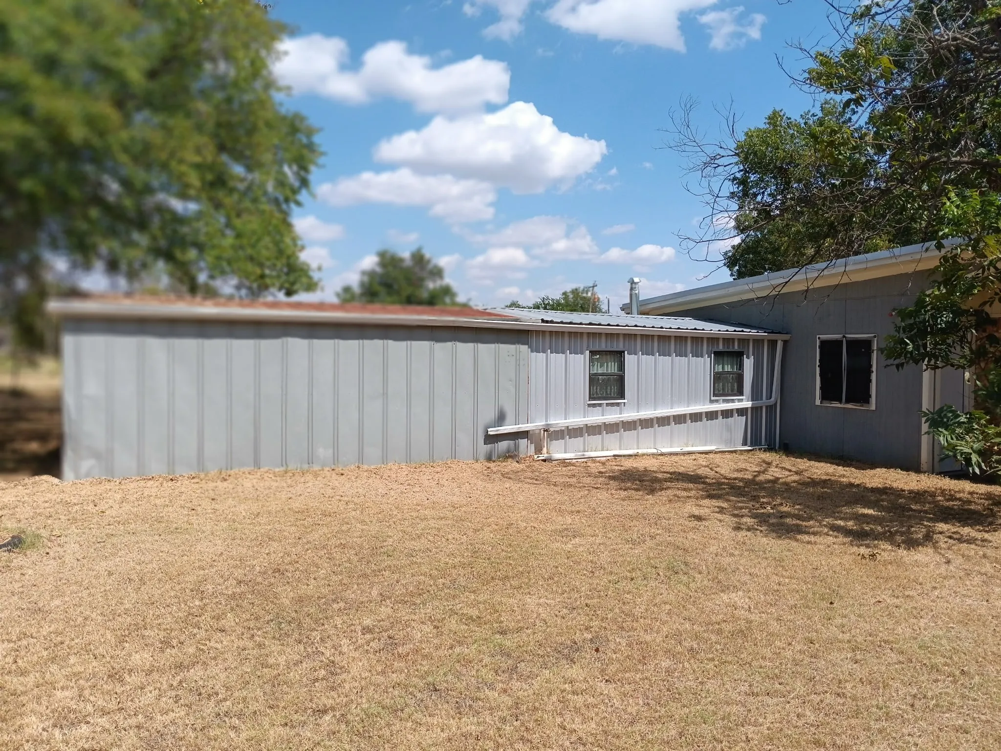 Single Family Residence For Sale in Comanche County , 100 Pecan Street, Gustine, Texas 76455, 3 Bedroom, 2 Bathroom, Garage spaces, 2,912 Sqft, built in 1975, mls#21396953, Real Estate Agent in Gustine, Homes For Sale in Comanche county, Homes For Sale in Gustine, Realtor in Gustine Texas, Real Estate Brokerage Independent Realty Texas, Luminita Cordes Realtor