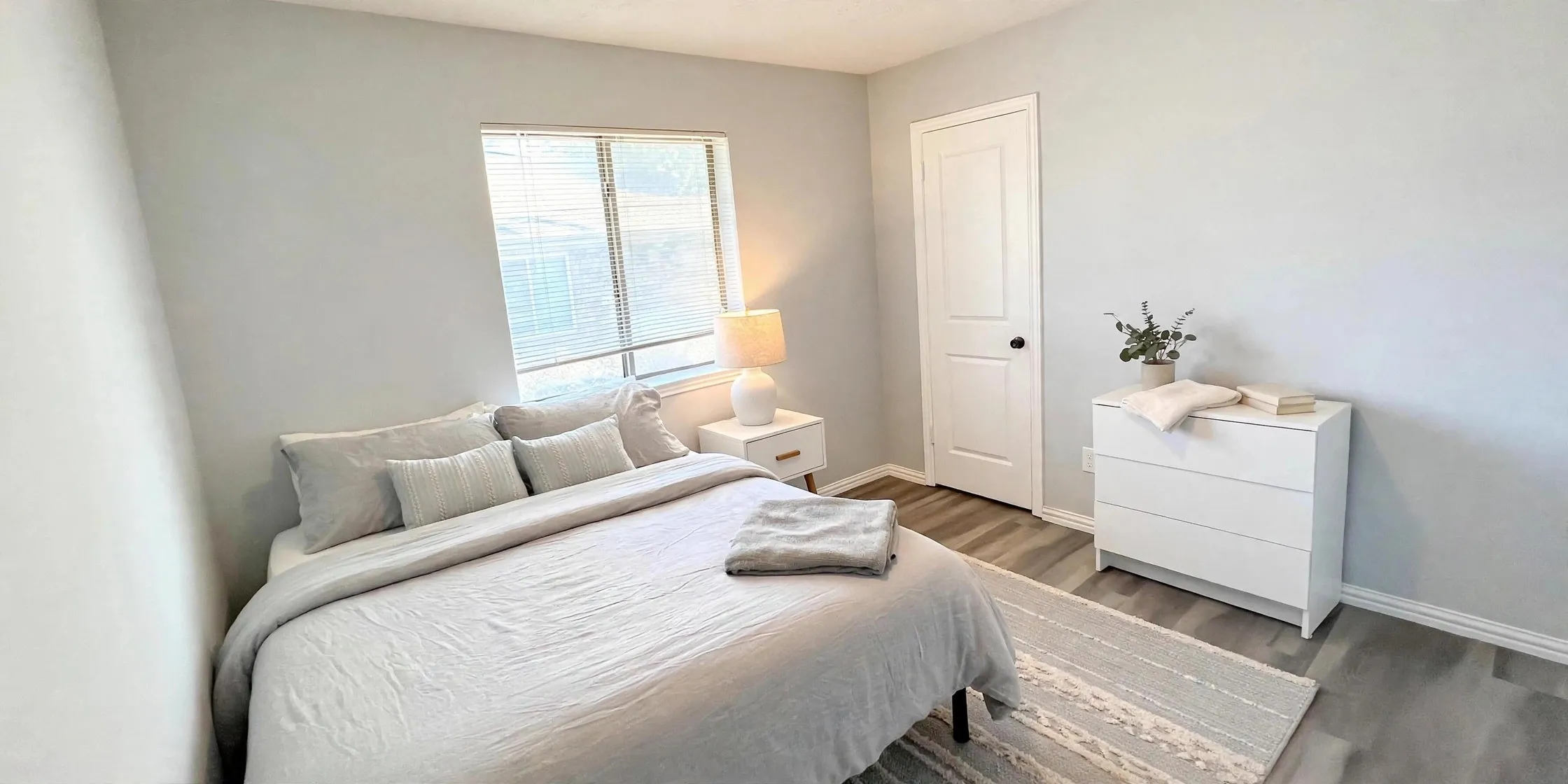 Single Family Residence For Rent in Collin County , 1341 Seabrook Drive, Plano, Texas 75023, 3 Bedroom, 2 Bathroom, 2 Garage spaces, 1,741 Sqft, built in 1982, mls#21403048, Real Estate Agent in Plano, Homes For Rent in Collin county, Homes For Rent in Plano, Realtor in Plano Texas, Real Estate Brokerage Independent Realty Texas, Luminita Cordes Realtor