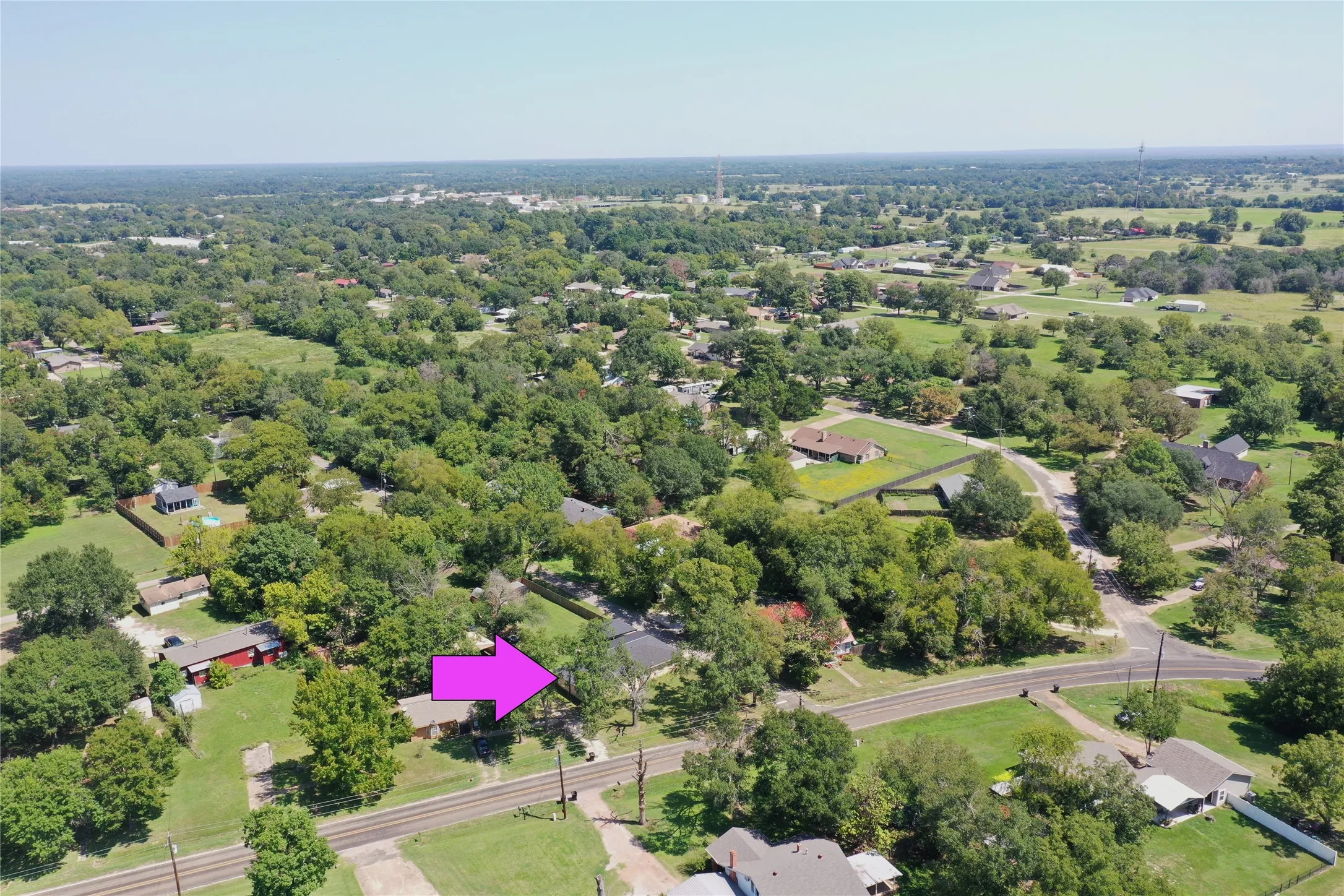 Single Family Residence For Sale in Freestone County , 1209 Magnolia, Teague, Texas 75860, 3 Bedroom, 2 Bathroom, Garage spaces, 1,620 Sqft, built in 1978, mls#21403038, Real Estate Agent in Teague, Homes For Sale in Freestone county, Homes For Sale in Teague, Realtor in Teague Texas, Real Estate Brokerage Independent Realty Texas, Luminita Cordes Realtor