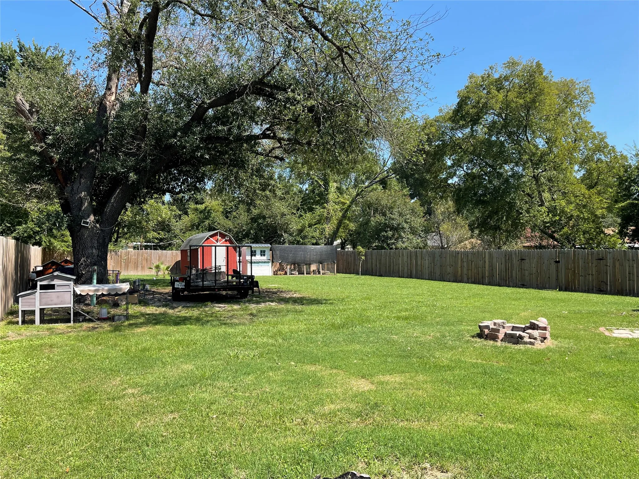 Single Family Residence For Sale in Freestone County , 1209 Magnolia, Teague, Texas 75860, 3 Bedroom, 2 Bathroom, Garage spaces, 1,620 Sqft, built in 1978, mls#21403038, Real Estate Agent in Teague, Homes For Sale in Freestone county, Homes For Sale in Teague, Realtor in Teague Texas, Real Estate Brokerage Independent Realty Texas, Luminita Cordes Realtor