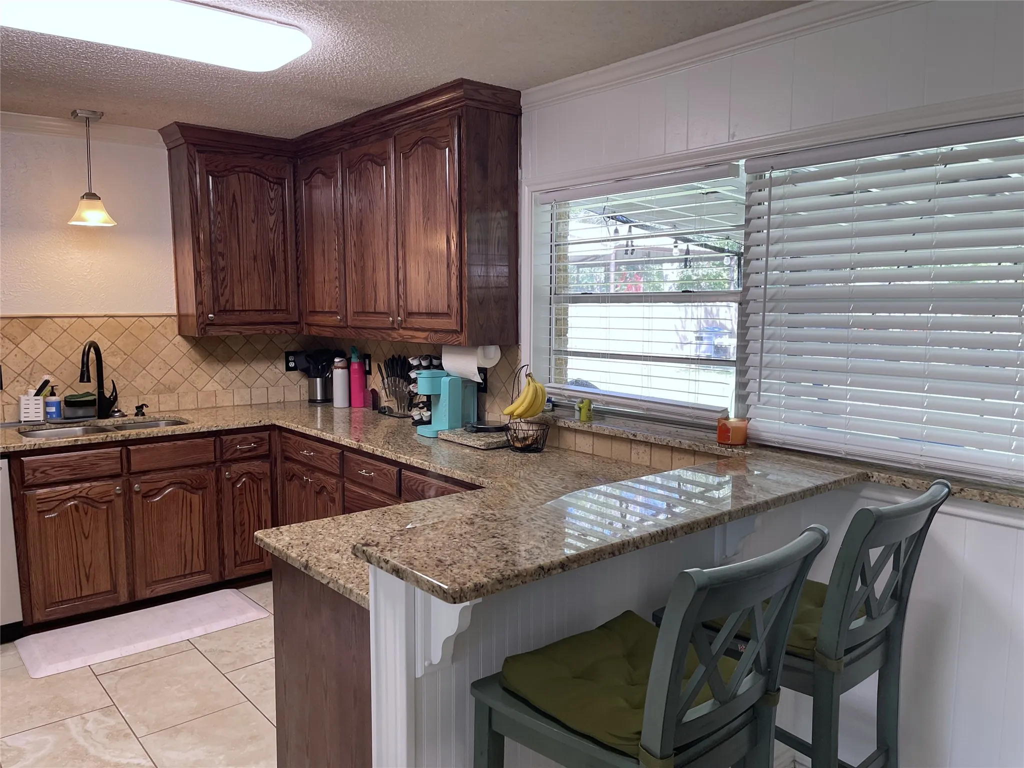 Single Family Residence For Sale in Freestone County , 1209 Magnolia, Teague, Texas 75860, 3 Bedroom, 2 Bathroom, Garage spaces, 1,620 Sqft, built in 1978, mls#21403038, Real Estate Agent in Teague, Homes For Sale in Freestone county, Homes For Sale in Teague, Realtor in Teague Texas, Real Estate Brokerage Independent Realty Texas, Luminita Cordes Realtor