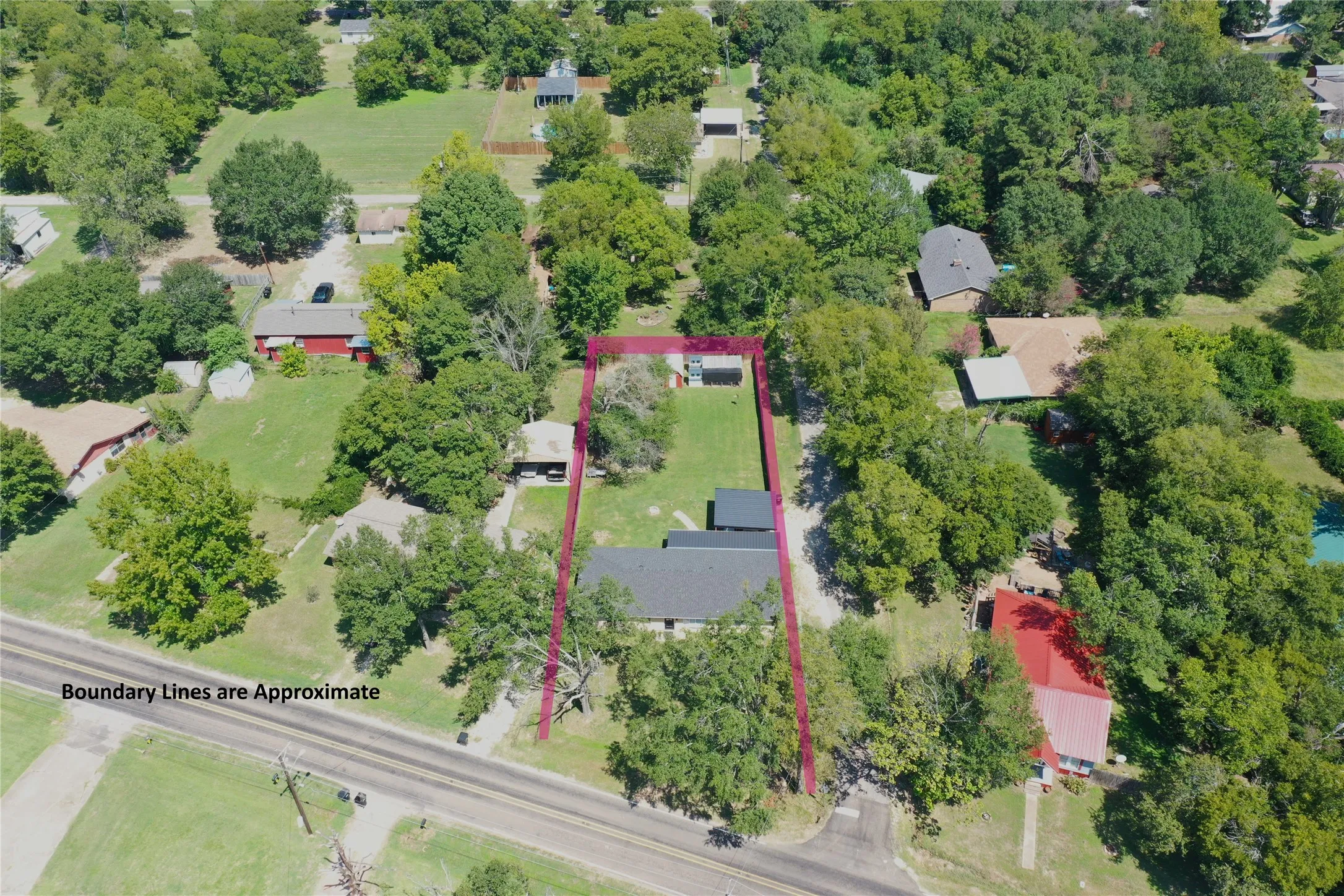 Single Family Residence For Sale in Freestone County , 1209 Magnolia, Teague, Texas 75860, 3 Bedroom, 2 Bathroom, Garage spaces, 1,620 Sqft, built in 1978, mls#21403038, Real Estate Agent in Teague, Homes For Sale in Freestone county, Homes For Sale in Teague, Realtor in Teague Texas, Real Estate Brokerage Independent Realty Texas, Luminita Cordes Realtor