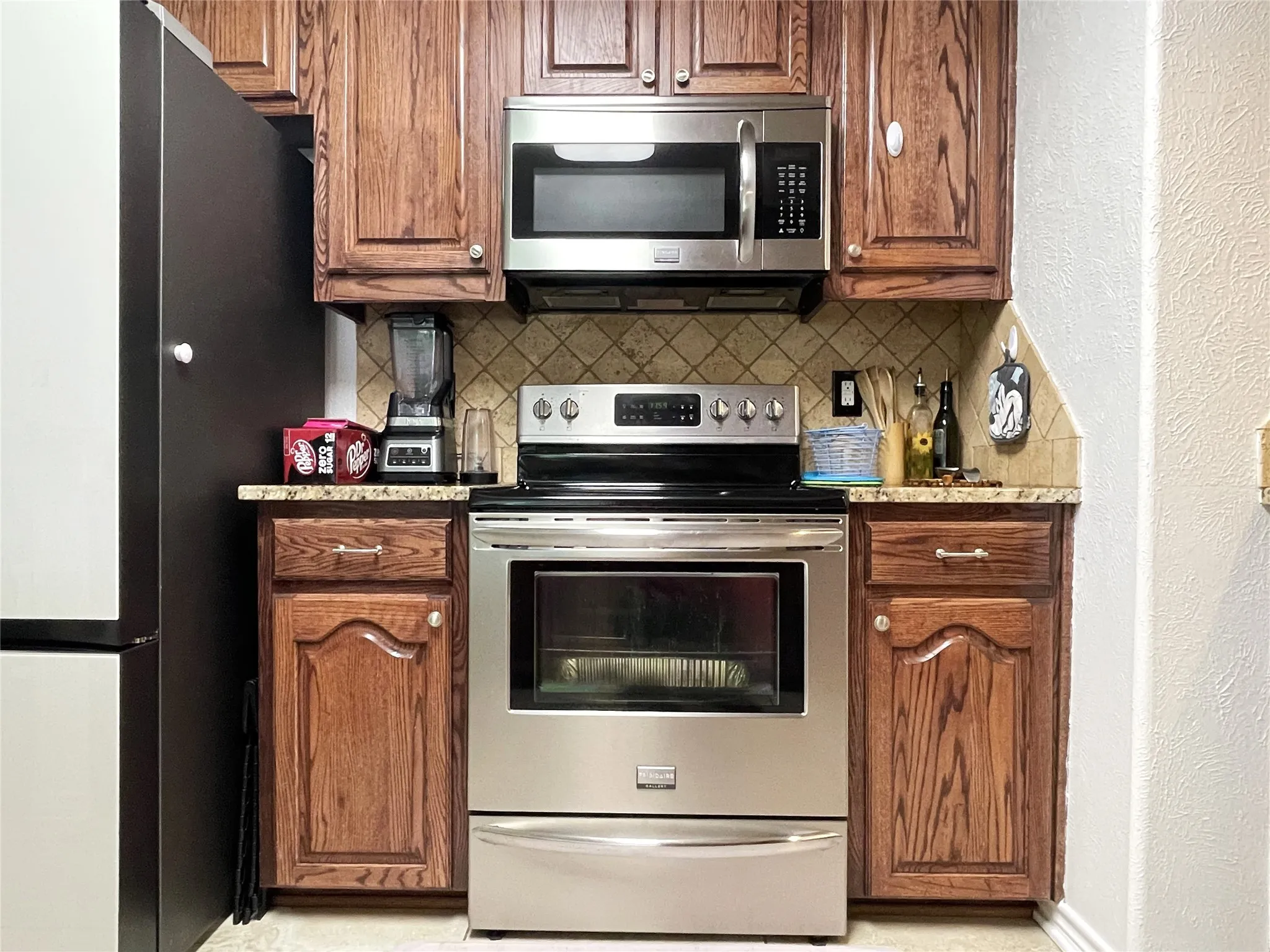 Single Family Residence For Sale in Freestone County , 1209 Magnolia, Teague, Texas 75860, 3 Bedroom, 2 Bathroom, Garage spaces, 1,620 Sqft, built in 1978, mls#21403038, Real Estate Agent in Teague, Homes For Sale in Freestone county, Homes For Sale in Teague, Realtor in Teague Texas, Real Estate Brokerage Independent Realty Texas, Luminita Cordes Realtor
