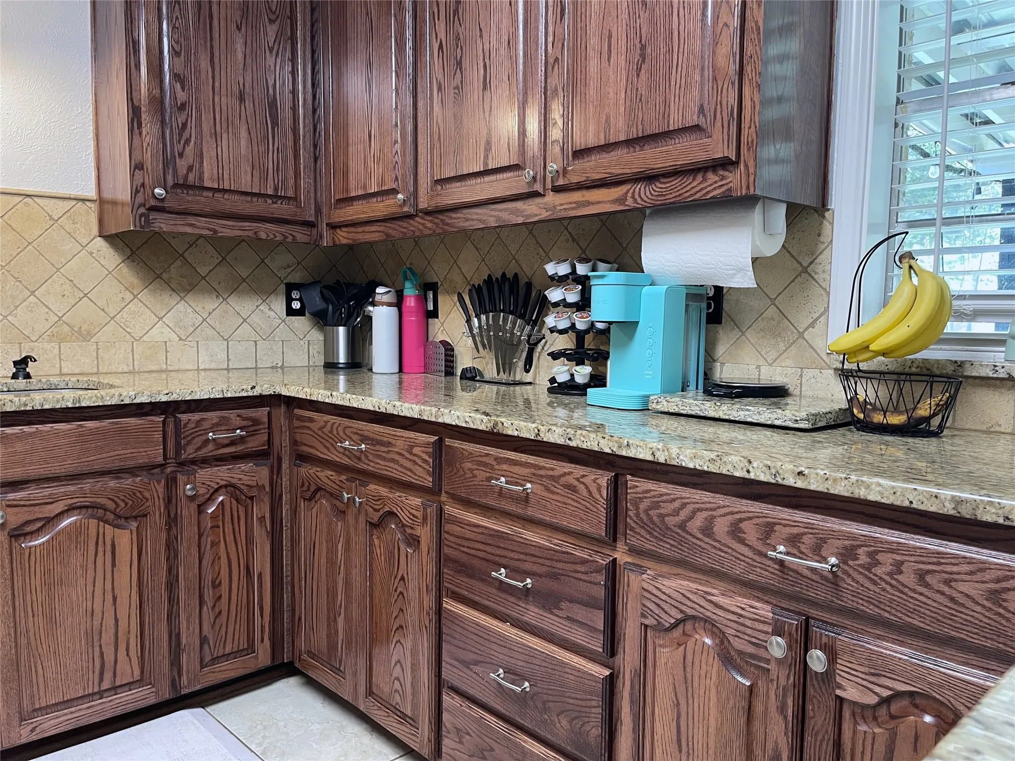 Single Family Residence For Sale in Freestone County , 1209 Magnolia, Teague, Texas 75860, 3 Bedroom, 2 Bathroom, Garage spaces, 1,620 Sqft, built in 1978, mls#21403038, Real Estate Agent in Teague, Homes For Sale in Freestone county, Homes For Sale in Teague, Realtor in Teague Texas, Real Estate Brokerage Independent Realty Texas, Luminita Cordes Realtor