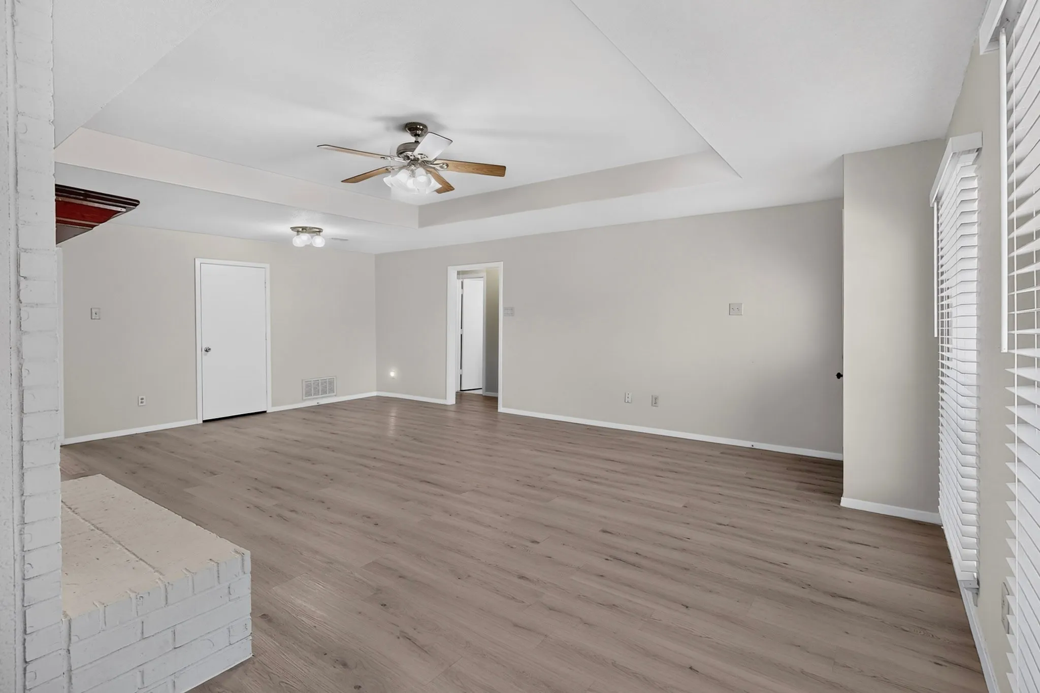 Apartment For Rent in Collin County , 528 Post Oak Lane, Allen, Texas 75002, 2 Bedroom, 2 Bathroom, Garage spaces, 1,272 Sqft, built in 1984, mls#21403052, Real Estate Agent in Allen, Homes For Rent in Collin county, Homes For Rent in Allen, Realtor in Allen Texas, Real Estate Brokerage Independent Realty Texas, Luminita Cordes Realtor