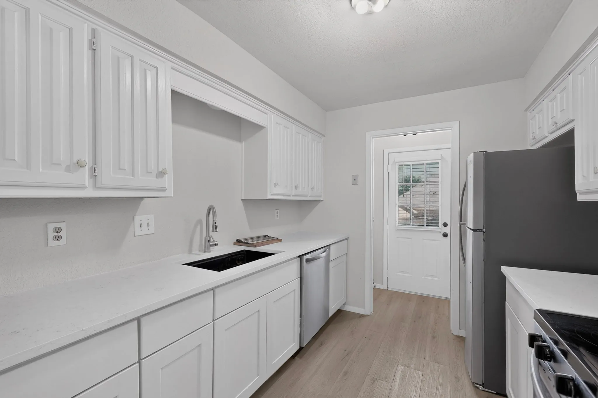 Apartment For Rent in Collin County , 528 Post Oak Lane, Allen, Texas 75002, 2 Bedroom, 2 Bathroom, Garage spaces, 1,272 Sqft, built in 1984, mls#21403052, Real Estate Agent in Allen, Homes For Rent in Collin county, Homes For Rent in Allen, Realtor in Allen Texas, Real Estate Brokerage Independent Realty Texas, Luminita Cordes Realtor