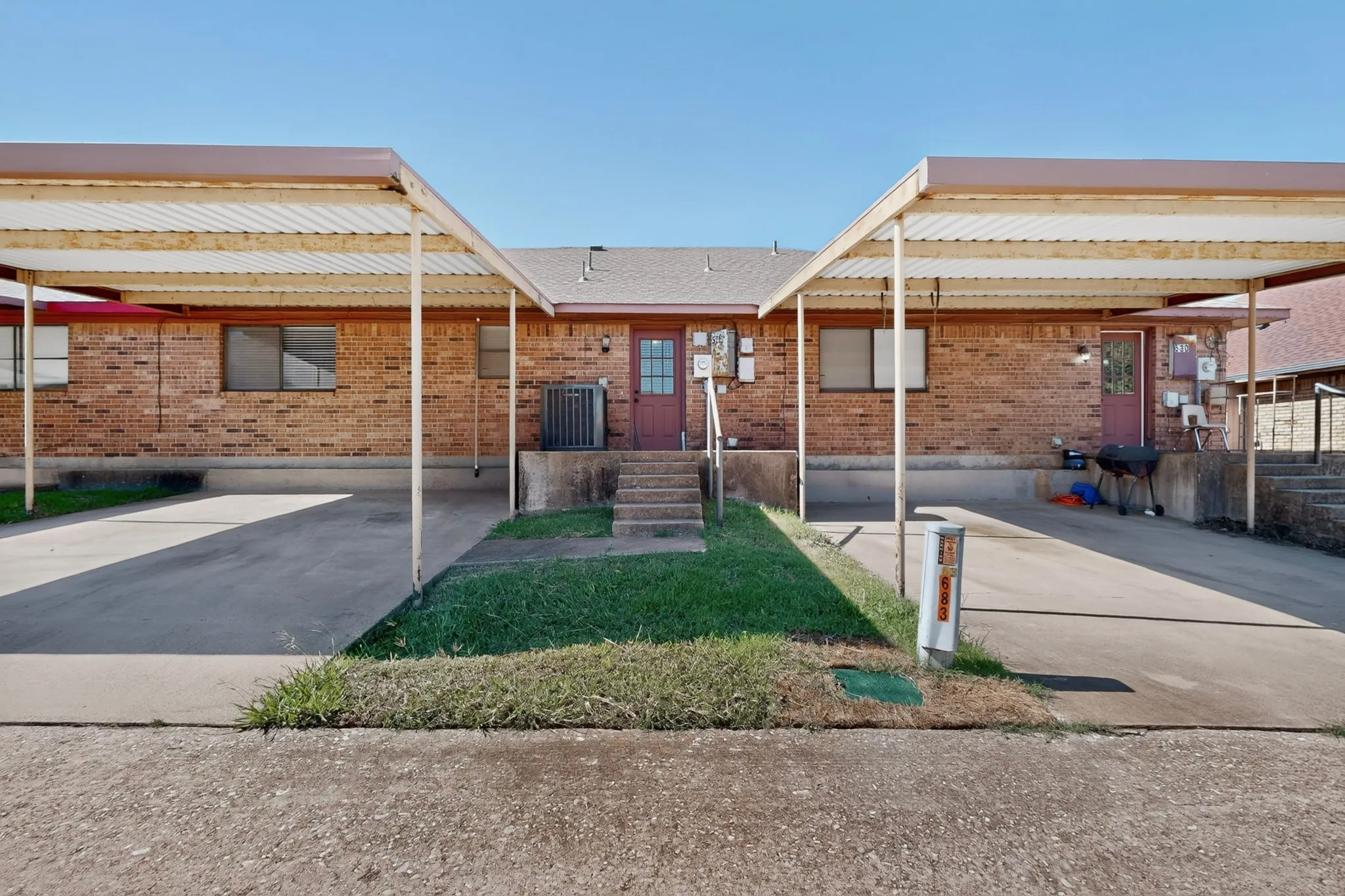 Apartment For Rent in Collin County , 528 Post Oak Lane, Allen, Texas 75002, 2 Bedroom, 2 Bathroom, Garage spaces, 1,272 Sqft, built in 1984, mls#21403052, Real Estate Agent in Allen, Homes For Rent in Collin county, Homes For Rent in Allen, Realtor in Allen Texas, Real Estate Brokerage Independent Realty Texas, Luminita Cordes Realtor