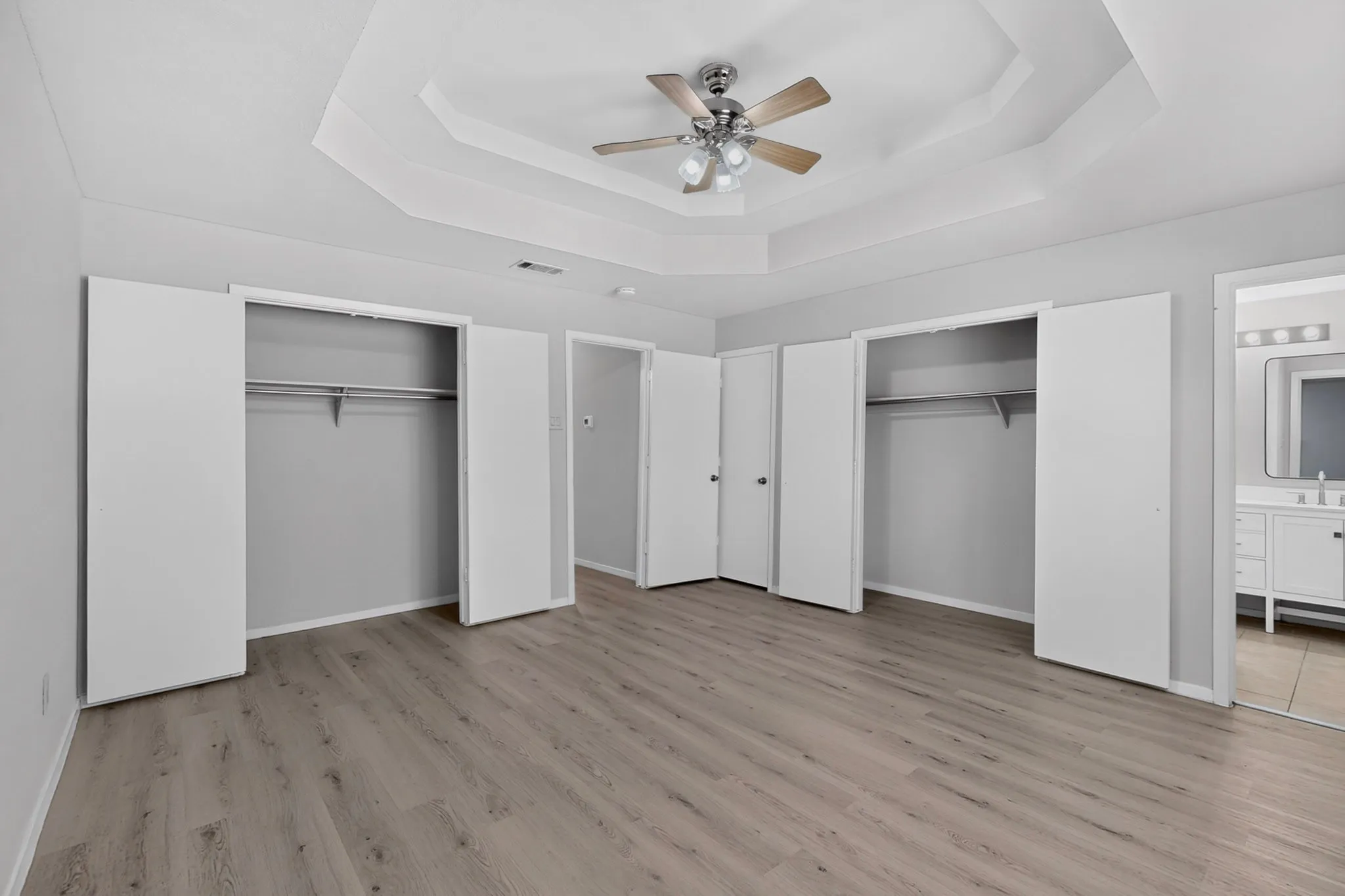Apartment For Rent in Collin County , 528 Post Oak Lane, Allen, Texas 75002, 2 Bedroom, 2 Bathroom, Garage spaces, 1,272 Sqft, built in 1984, mls#21403052, Real Estate Agent in Allen, Homes For Rent in Collin county, Homes For Rent in Allen, Realtor in Allen Texas, Real Estate Brokerage Independent Realty Texas, Luminita Cordes Realtor