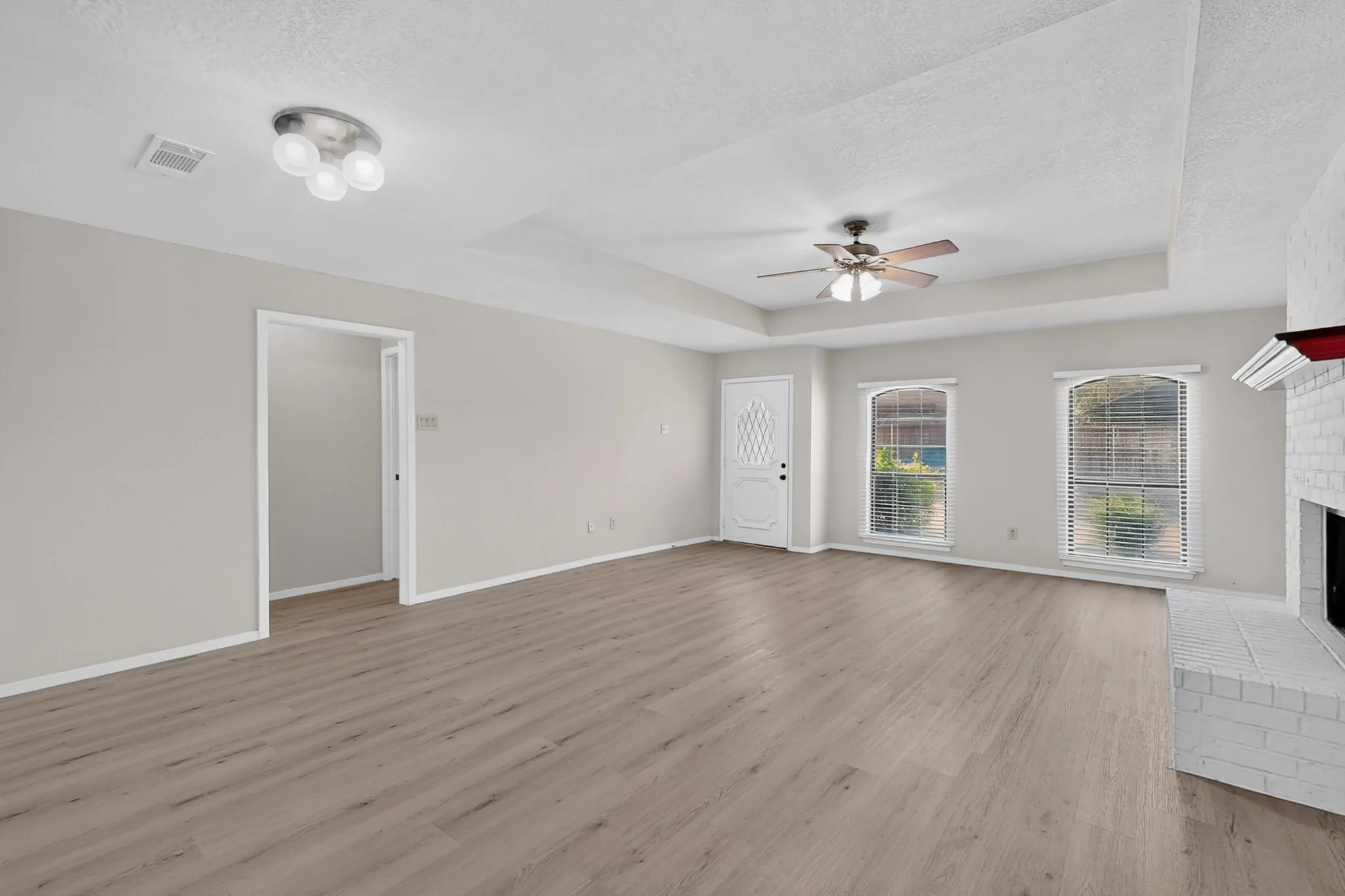 Apartment For Rent in Collin County , 528 Post Oak Lane, Allen, Texas 75002, 2 Bedroom, 2 Bathroom, Garage spaces, 1,272 Sqft, built in 1984, mls#21403052, Real Estate Agent in Allen, Homes For Rent in Collin county, Homes For Rent in Allen, Realtor in Allen Texas, Real Estate Brokerage Independent Realty Texas, Luminita Cordes Realtor