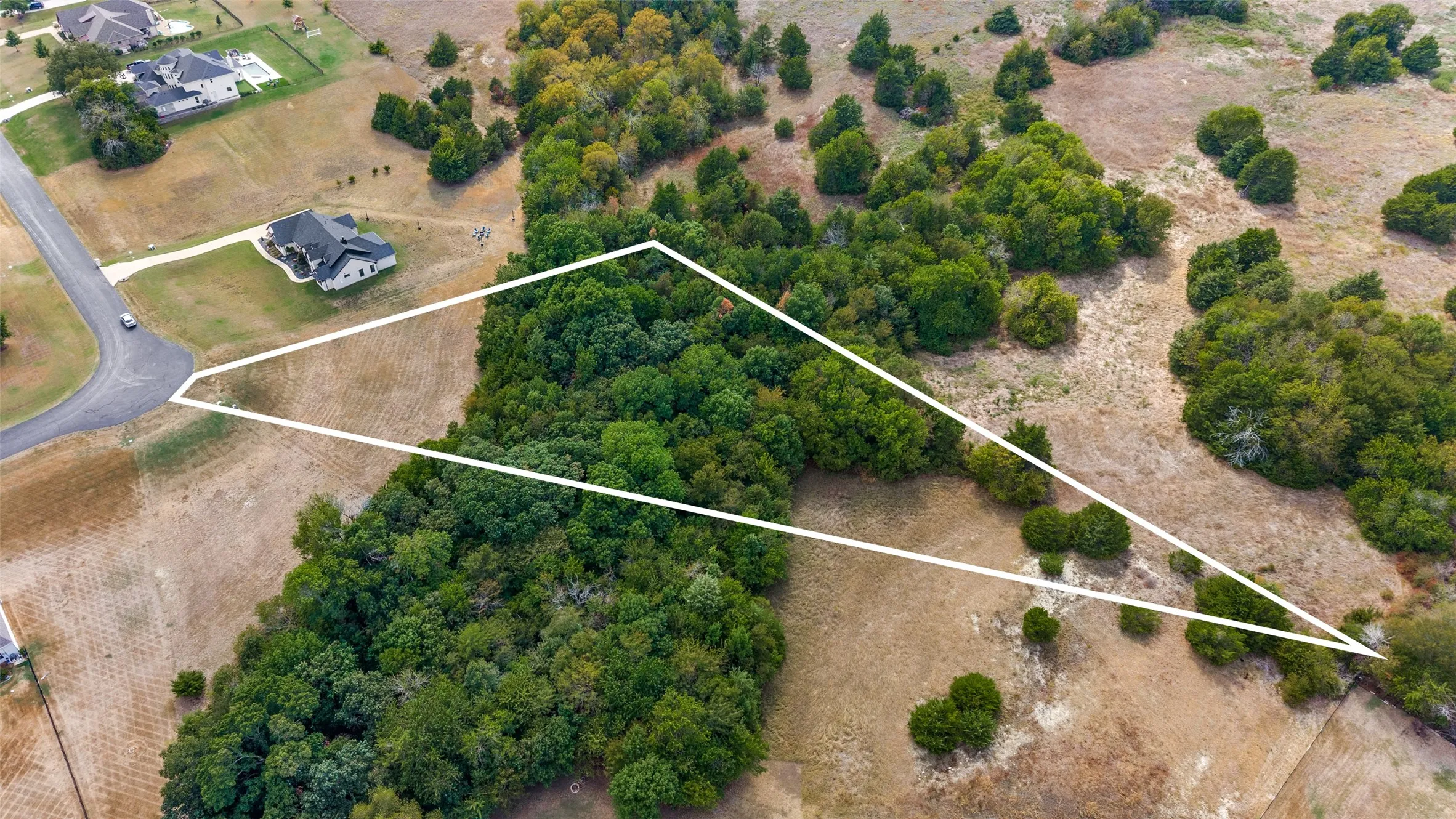 ...Here is another different drone elevation and angle showing off this Twilight Drive lot.