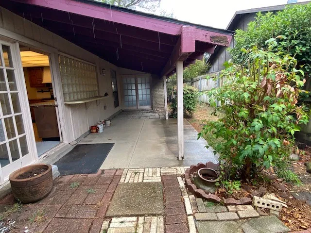 Single Family Residence For Sale in Dallas County , 3113 Pamela Place, Garland, Texas 75044, 3 Bedroom, 2 Bathroom, 2 Garage spaces, 1,989 Sqft, built in 1977, mls#21400973, Real Estate Agent in Garland, Homes For Sale in Dallas county, Homes For Sale in Garland, Realtor in Garland Texas, Real Estate Brokerage Independent Realty Texas, Luminita Cordes Realtor