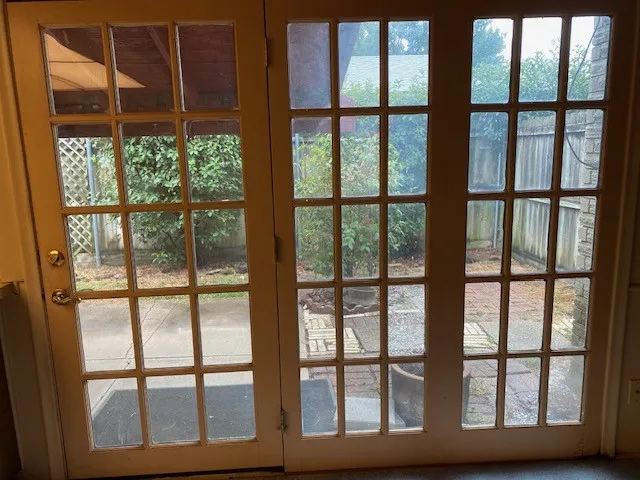 Single Family Residence For Sale in Dallas County , 3113 Pamela Place, Garland, Texas 75044, 3 Bedroom, 2 Bathroom, 2 Garage spaces, 1,989 Sqft, built in 1977, mls#21400973, Real Estate Agent in Garland, Homes For Sale in Dallas county, Homes For Sale in Garland, Realtor in Garland Texas, Real Estate Brokerage Independent Realty Texas, Luminita Cordes Realtor