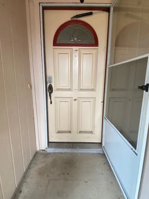 Single Family Residence For Sale in Dallas County , 3113 Pamela Place, Garland, Texas 75044, 3 Bedroom, 2 Bathroom, 2 Garage spaces, 1,989 Sqft, built in 1977, mls#21400973, Real Estate Agent in Garland, Homes For Sale in Dallas county, Homes For Sale in Garland, Realtor in Garland Texas, Real Estate Brokerage Independent Realty Texas, Luminita Cordes Realtor