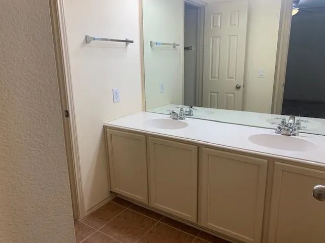 Townhouse For Rent in Dallas County , 2226 Glacier Park Lane, Grand Prairie, Texas 75050, 3 Bedroom, 3 Bathroom, 2 Garage spaces, 1,436 Sqft, built in 2006, mls#21400697, Real Estate Agent in Grand Prairie, Homes For Rent in Dallas county, Homes For Rent in Grand Prairie, Realtor in Grand Prairie Texas, Real Estate Brokerage Independent Realty Texas, Luminita Cordes Realtor