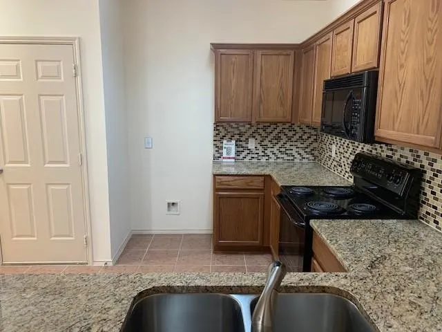Townhouse For Rent in Dallas County , 2226 Glacier Park Lane, Grand Prairie, Texas 75050, 3 Bedroom, 3 Bathroom, 2 Garage spaces, 1,436 Sqft, built in 2006, mls#21400697, Real Estate Agent in Grand Prairie, Homes For Rent in Dallas county, Homes For Rent in Grand Prairie, Realtor in Grand Prairie Texas, Real Estate Brokerage Independent Realty Texas, Luminita Cordes Realtor