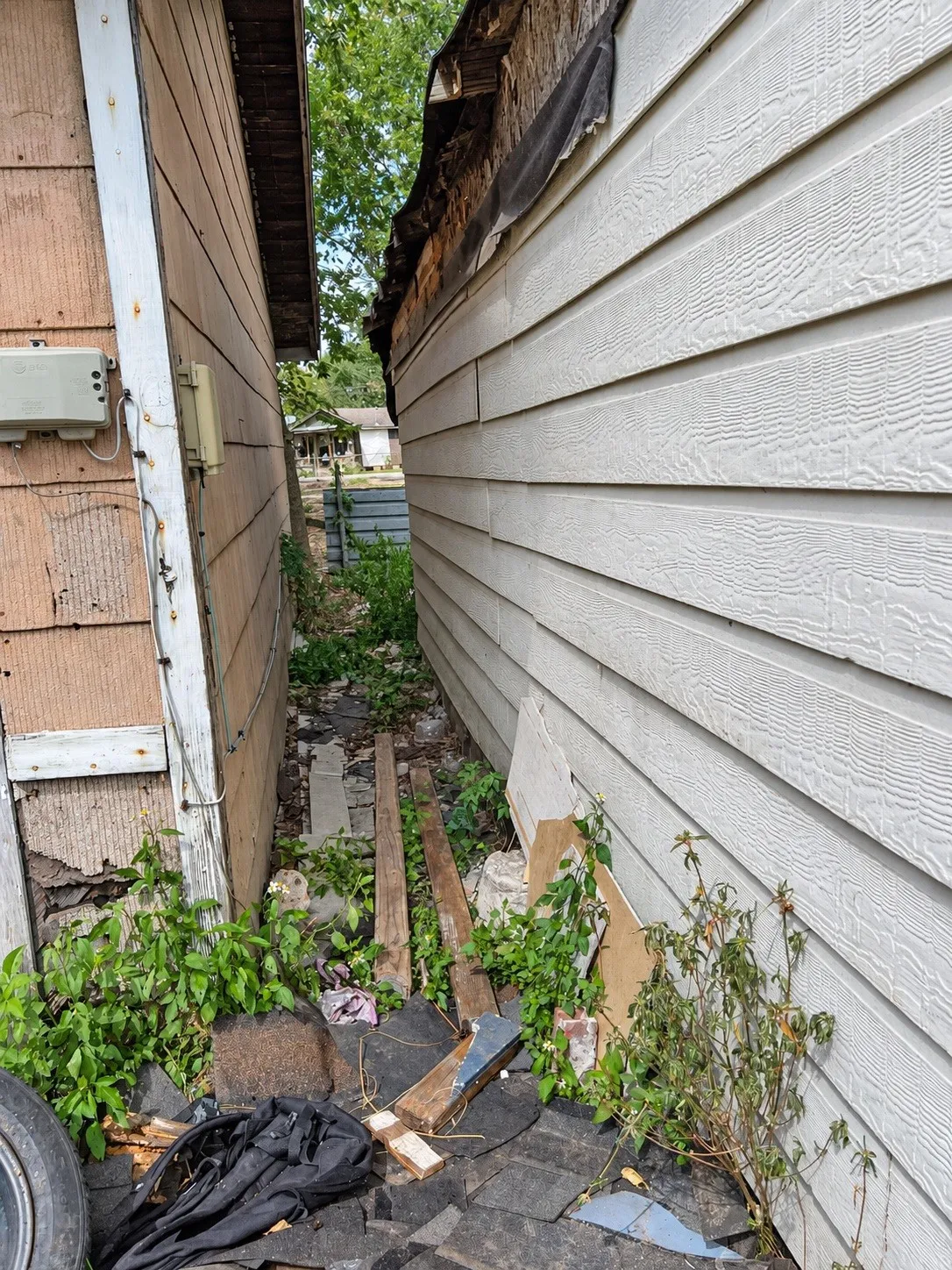 Single Family Residence For Sale in Harris County , 7213 Cowart Street, Houston, Texas 77020, 3 Bedroom, 2 Bathroom, 1 Garage spaces, 1,328 Sqft, built in 1940, mls#21402778, Real Estate Agent in Houston, Homes For Sale in Harris county, Homes For Sale in Houston, Realtor in Houston Texas, Real Estate Brokerage Independent Realty Texas, Luminita Cordes Realtor