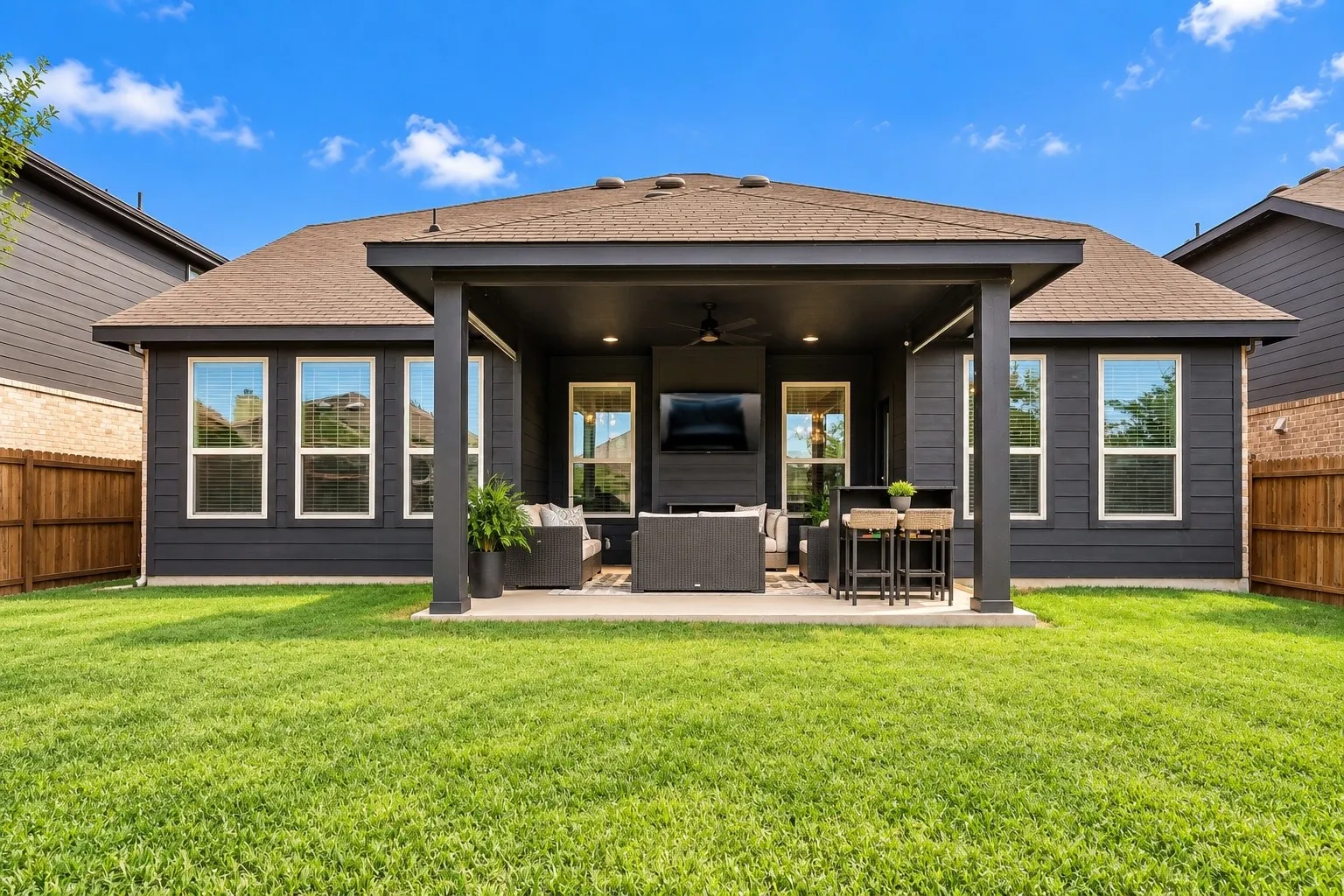 Single Family Residence For Sale in Tarrant County , 7508 Schooner Drive, Fort Worth, Texas 76179, 4 Bedroom, 3 Bathroom, 2 Garage spaces, 2,992 Sqft, built in 2020, mls#21403058, Real Estate Agent in Fort Worth, Homes For Sale in Tarrant county, Homes For Sale in Fort Worth, Realtor in Fort Worth Texas, Real Estate Brokerage Independent Realty Texas, Luminita Cordes Realtor