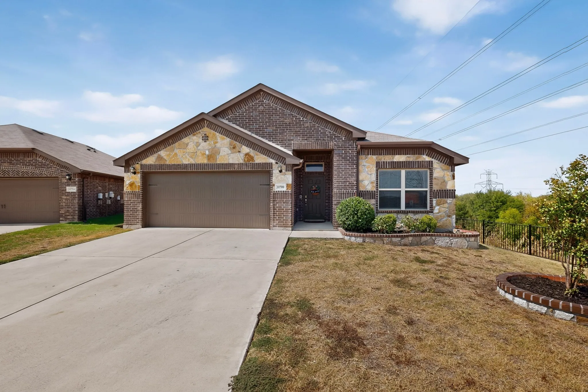 Single Family Residence For Rent in Tarrant County , 11700 Aldermoor Court, Fort Worth, Texas 76036, 4 Bedroom, 2 Bathroom, 2 Garage spaces, 2,026 Sqft, built in 2019, mls#21402949, Real Estate Agent in Fort Worth, Homes For Rent in Tarrant county, Homes For Rent in Fort Worth, Realtor in Fort Worth Texas, Real Estate Brokerage Independent Realty Texas, Luminita Cordes Realtor