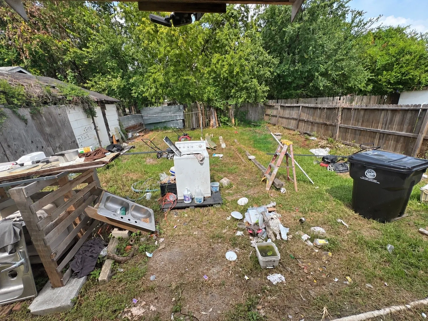 Single Family Residence For Sale in Harris County , 7217 Cowart Street, Houston, Texas 77020, 2 Bedroom, 1 Bathroom, 1 Garage spaces, 800 Sqft, built in 1940, mls#21403019, Real Estate Agent in Houston, Homes For Sale in Harris county, Homes For Sale in Houston, Realtor in Houston Texas, Real Estate Brokerage Independent Realty Texas, Luminita Cordes Realtor