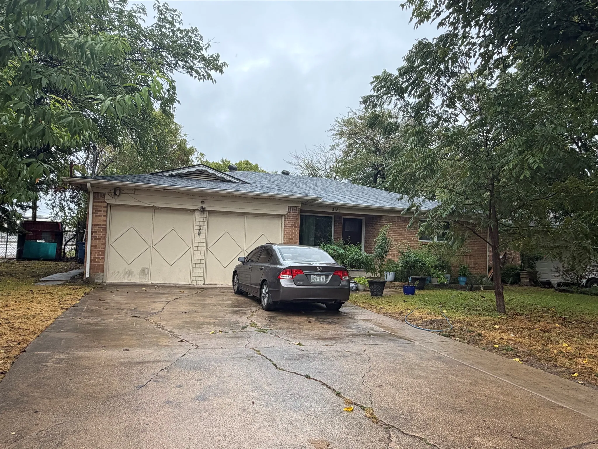 Single Family Residence For Sale in Dallas County , 8125 Shafter Drive, Dallas, Texas 75227, 3 Bedroom, 2 Bathroom, 2 Garage spaces, 1,306 Sqft, built in 1960, mls#21403064, Real Estate Agent in Dallas, Homes For Sale in Dallas county, Homes For Sale in Dallas, Realtor in Dallas Texas, Real Estate Brokerage Independent Realty Texas, Luminita Cordes Realtor