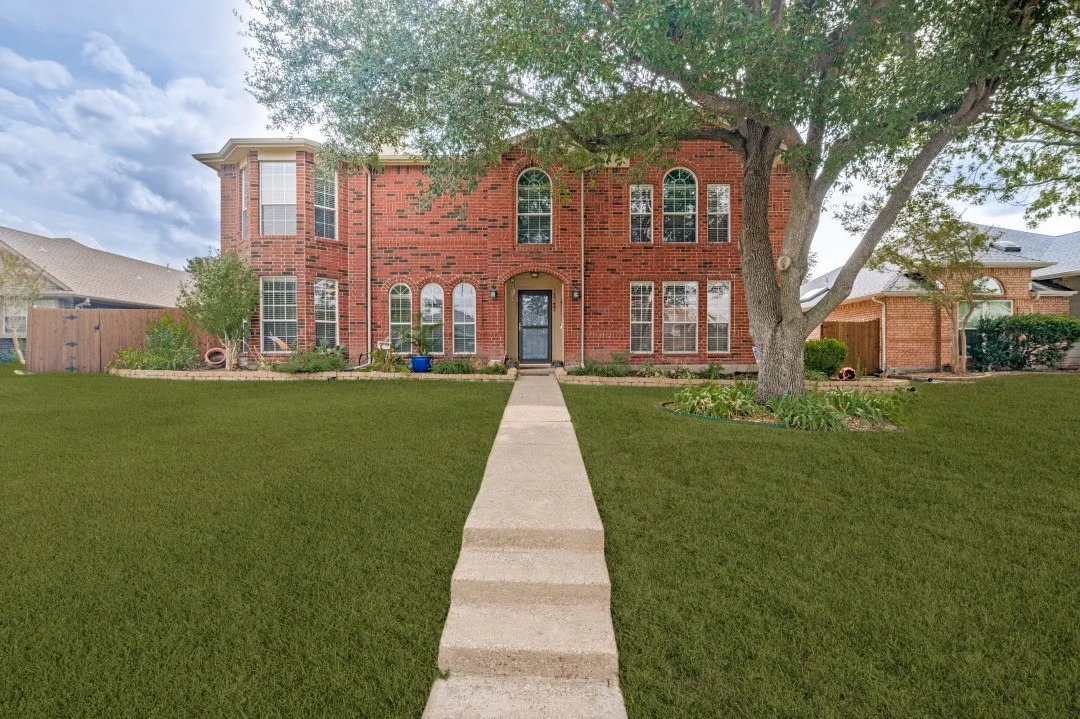 Single Family Residence For Sale in Collin County , 814 Foxwood Lane, Wylie, Texas 75098, 4 Bedroom, 3 Bathroom, 2 Garage spaces, 3,039 Sqft, built in 1995, mls#21401223, Real Estate Agent in Wylie, Homes For Sale in Collin county, Homes For Sale in Wylie, Realtor in Wylie Texas, Real Estate Brokerage Independent Realty Texas, Luminita Cordes Realtor