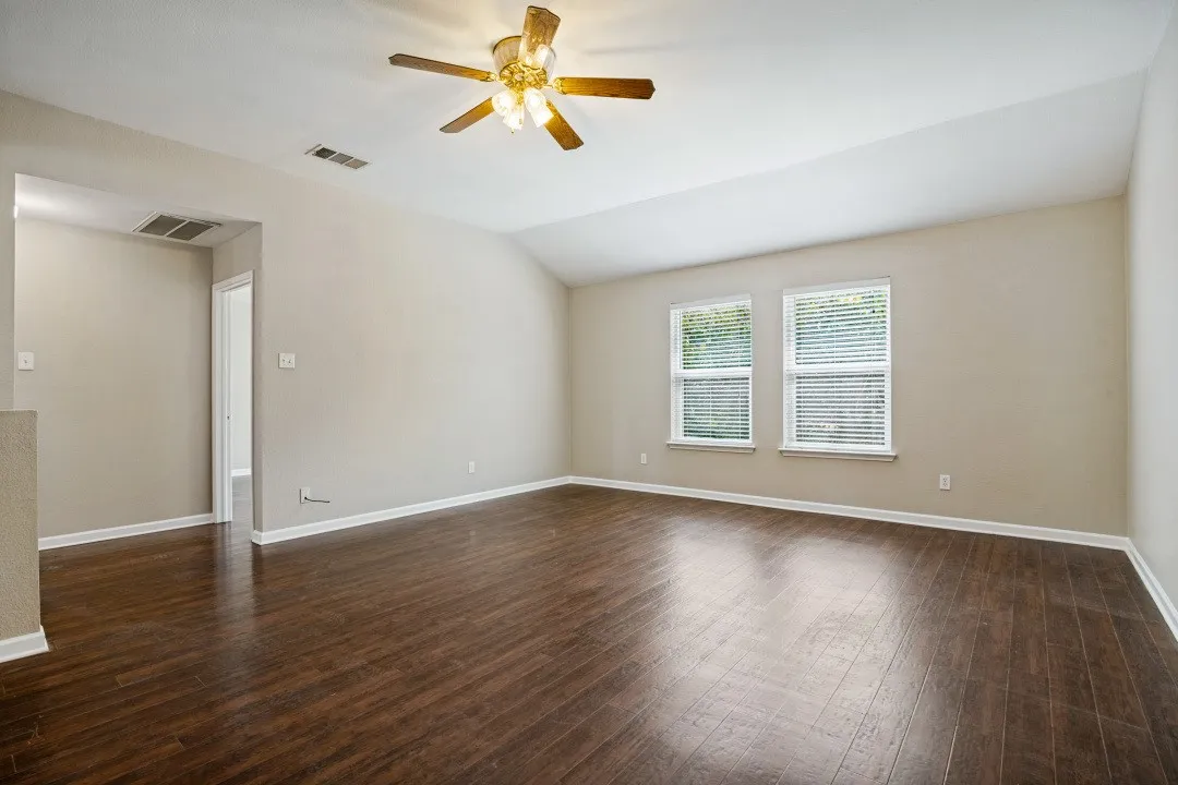 Single Family Residence For Sale in Collin County , 814 Foxwood Lane, Wylie, Texas 75098, 4 Bedroom, 3 Bathroom, 2 Garage spaces, 3,039 Sqft, built in 1995, mls#21401223, Real Estate Agent in Wylie, Homes For Sale in Collin county, Homes For Sale in Wylie, Realtor in Wylie Texas, Real Estate Brokerage Independent Realty Texas, Luminita Cordes Realtor