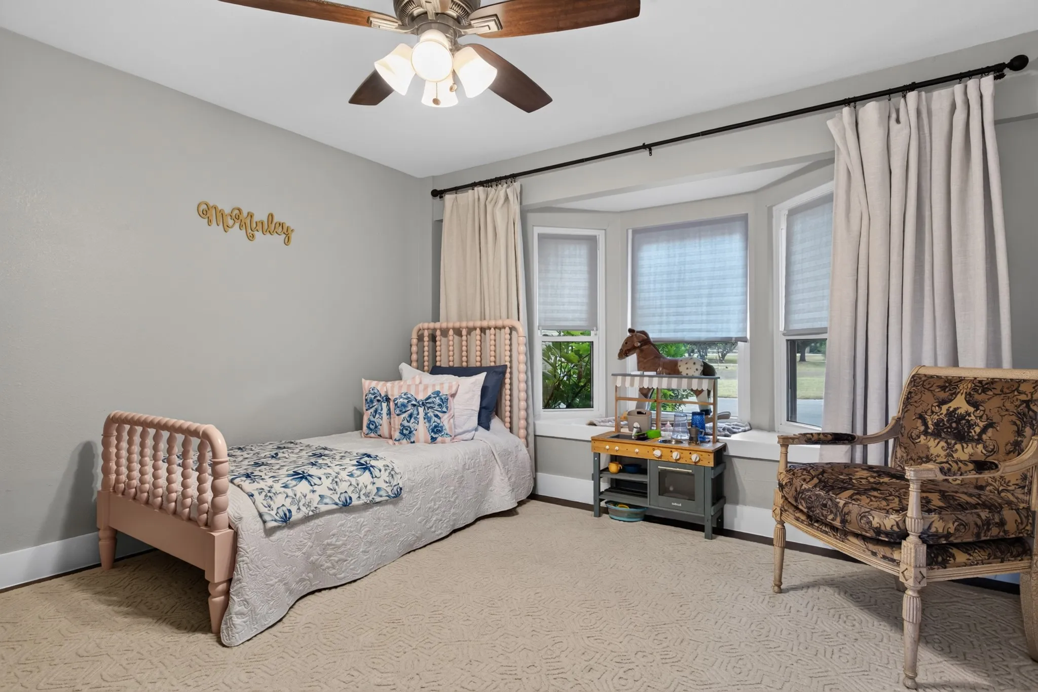 Single Family Residence For Sale in Denton County , 113 Red Oak Lane, Flower Mound, Texas 75028, 5 Bedroom, 4 Bathroom, 2 Garage spaces, 4,517 Sqft, built in 1992, mls#21394088, Real Estate Agent in Flower Mound, Homes For Sale in Denton county, Homes For Sale in Flower Mound, Realtor in Flower Mound Texas, Real Estate Brokerage Independent Realty Texas, Luminita Cordes Realtor