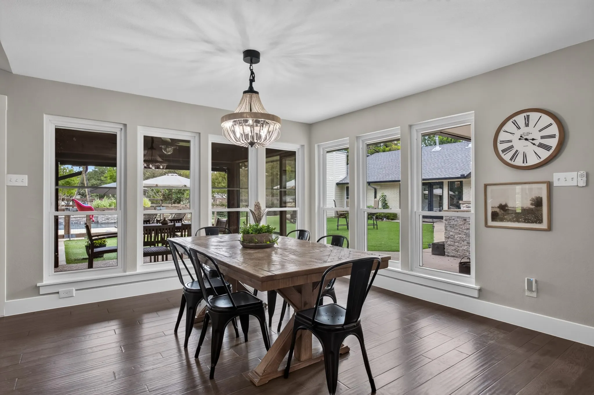 Single Family Residence For Sale in Denton County , 113 Red Oak Lane, Flower Mound, Texas 75028, 5 Bedroom, 4 Bathroom, 2 Garage spaces, 4,517 Sqft, built in 1992, mls#21394088, Real Estate Agent in Flower Mound, Homes For Sale in Denton county, Homes For Sale in Flower Mound, Realtor in Flower Mound Texas, Real Estate Brokerage Independent Realty Texas, Luminita Cordes Realtor