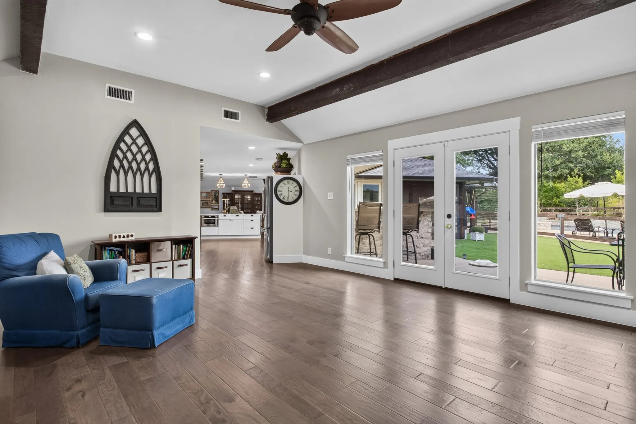 Single Family Residence For Sale in Denton County , 113 Red Oak Lane, Flower Mound, Texas 75028, 5 Bedroom, 4 Bathroom, 2 Garage spaces, 4,517 Sqft, built in 1992, mls#21394088, Real Estate Agent in Flower Mound, Homes For Sale in Denton county, Homes For Sale in Flower Mound, Realtor in Flower Mound Texas, Real Estate Brokerage Independent Realty Texas, Luminita Cordes Realtor