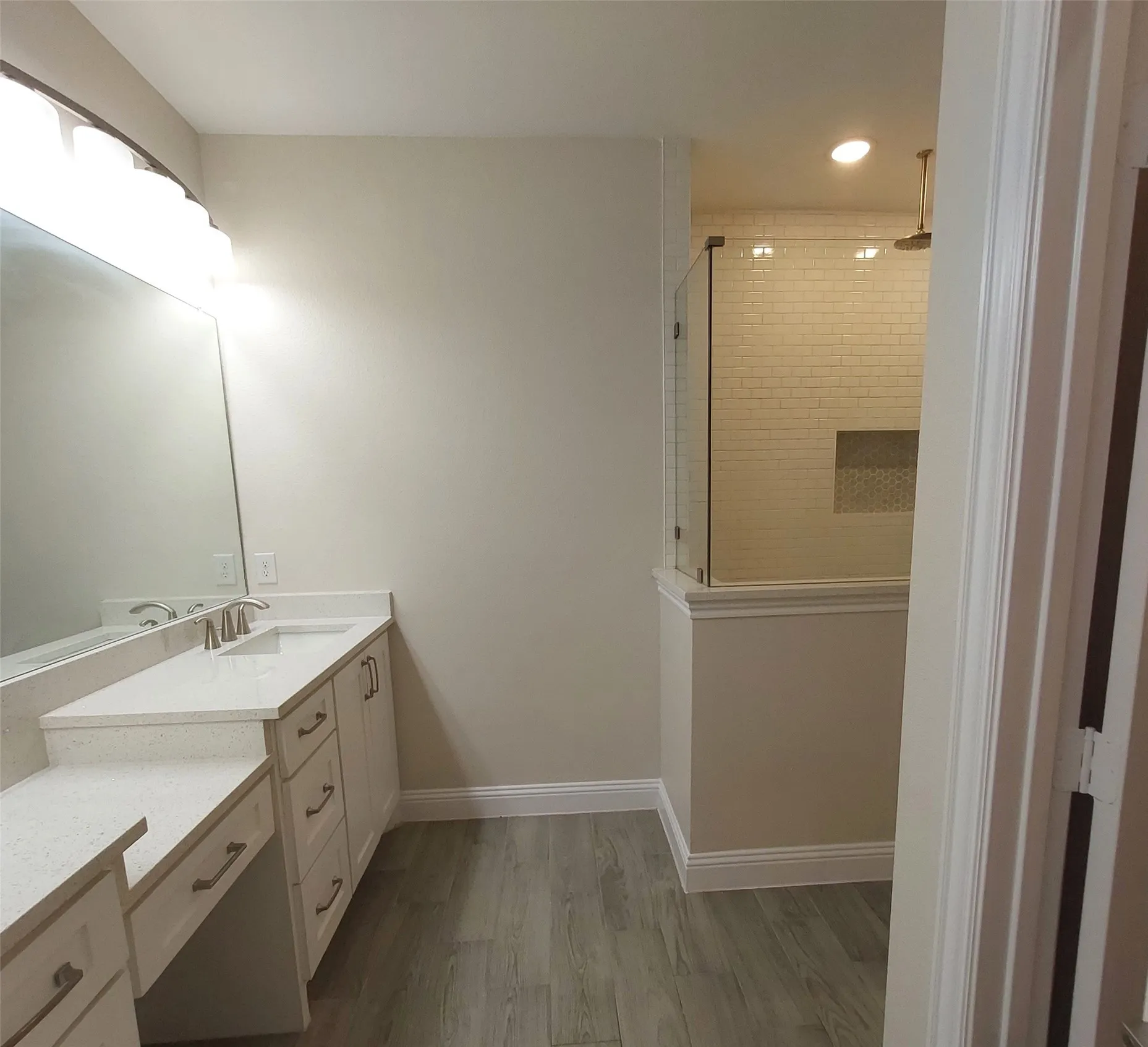 Single Family Residence For Sale in Hunt County , 905 Edgar Street, Greenville, Texas 75401, 4 Bedroom, 2 Bathroom, 2 Garage spaces, 1,828 Sqft, built in 2023, mls#21398467, Real Estate Agent in Greenville, Homes For Sale in Hunt county, Homes For Sale in Greenville, Realtor in Greenville Texas, Real Estate Brokerage Independent Realty Texas, Luminita Cordes Realtor