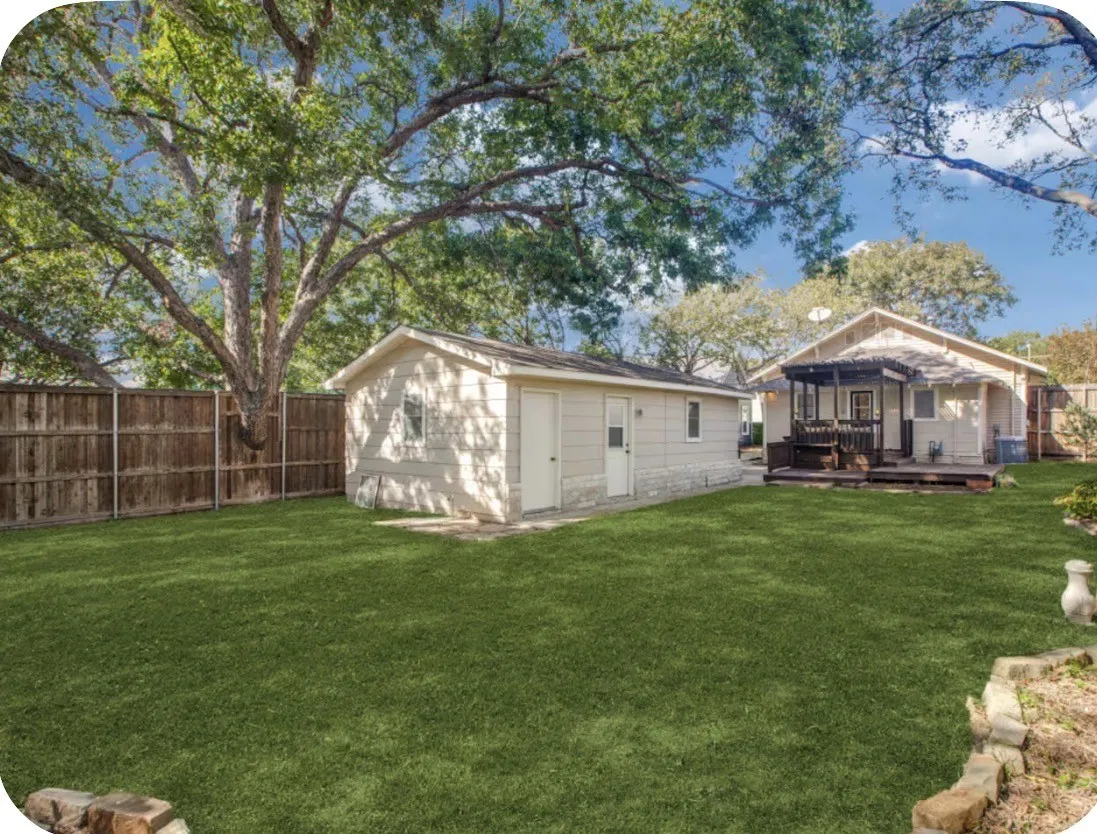 Single Family Residence For Sale in Collin County , 7175 Oak Street, Frisco, Texas 75033, 2 Bedroom, 2 Bathroom, 1 Garage spaces, 1,212 Sqft, built in 1955, mls#21403070, Real Estate Agent in Frisco, Homes For Sale in Collin county, Homes For Sale in Frisco, Realtor in Frisco Texas, Real Estate Brokerage Independent Realty Texas, Luminita Cordes Realtor