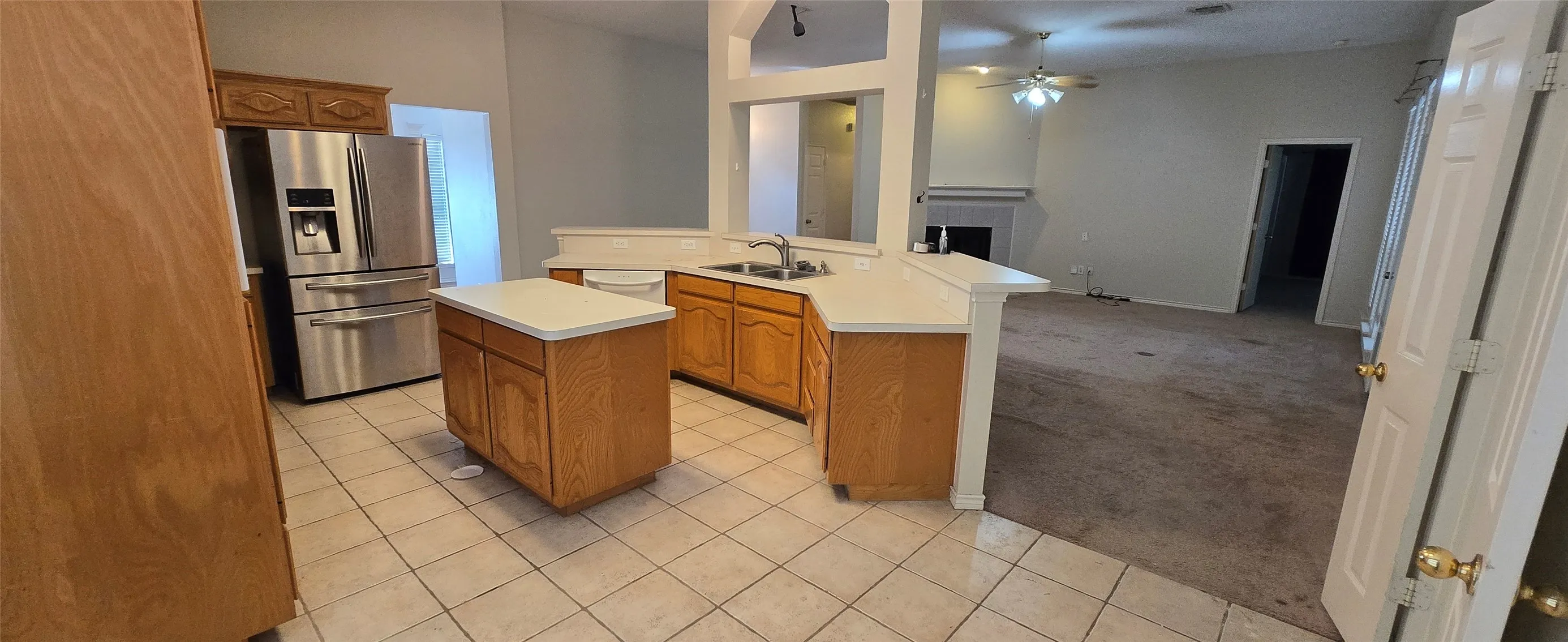 Single Family Residence For Rent in Collin County , 1511 Pine Bluff Drive, Allen, Texas 75002, 4 Bedroom, 2 Bathroom, 2 Garage spaces, 2,242 Sqft, built in 2002, mls#21403076, Real Estate Agent in Allen, Homes For Rent in Collin county, Homes For Rent in Allen, Realtor in Allen Texas, Real Estate Brokerage Independent Realty Texas, Luminita Cordes Realtor