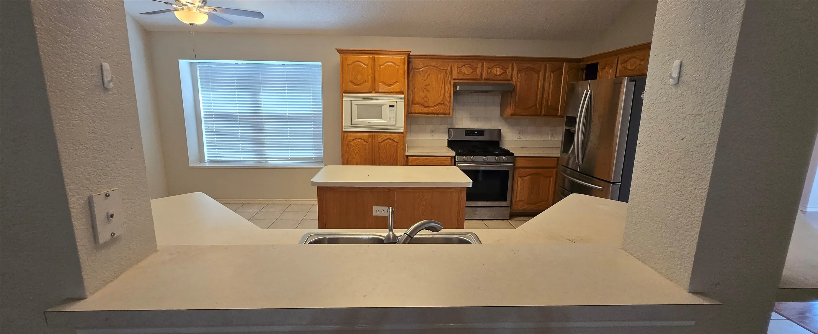 Single Family Residence For Rent in Collin County , 1511 Pine Bluff Drive, Allen, Texas 75002, 4 Bedroom, 2 Bathroom, 2 Garage spaces, 2,242 Sqft, built in 2002, mls#21403076, Real Estate Agent in Allen, Homes For Rent in Collin county, Homes For Rent in Allen, Realtor in Allen Texas, Real Estate Brokerage Independent Realty Texas, Luminita Cordes Realtor