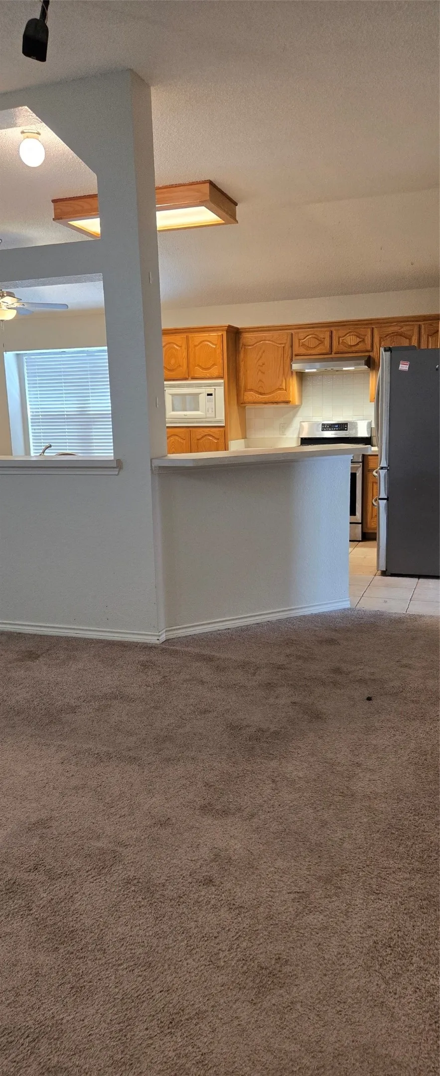 Single Family Residence For Rent in Collin County , 1511 Pine Bluff Drive, Allen, Texas 75002, 4 Bedroom, 2 Bathroom, 2 Garage spaces, 2,242 Sqft, built in 2002, mls#21403076, Real Estate Agent in Allen, Homes For Rent in Collin county, Homes For Rent in Allen, Realtor in Allen Texas, Real Estate Brokerage Independent Realty Texas, Luminita Cordes Realtor