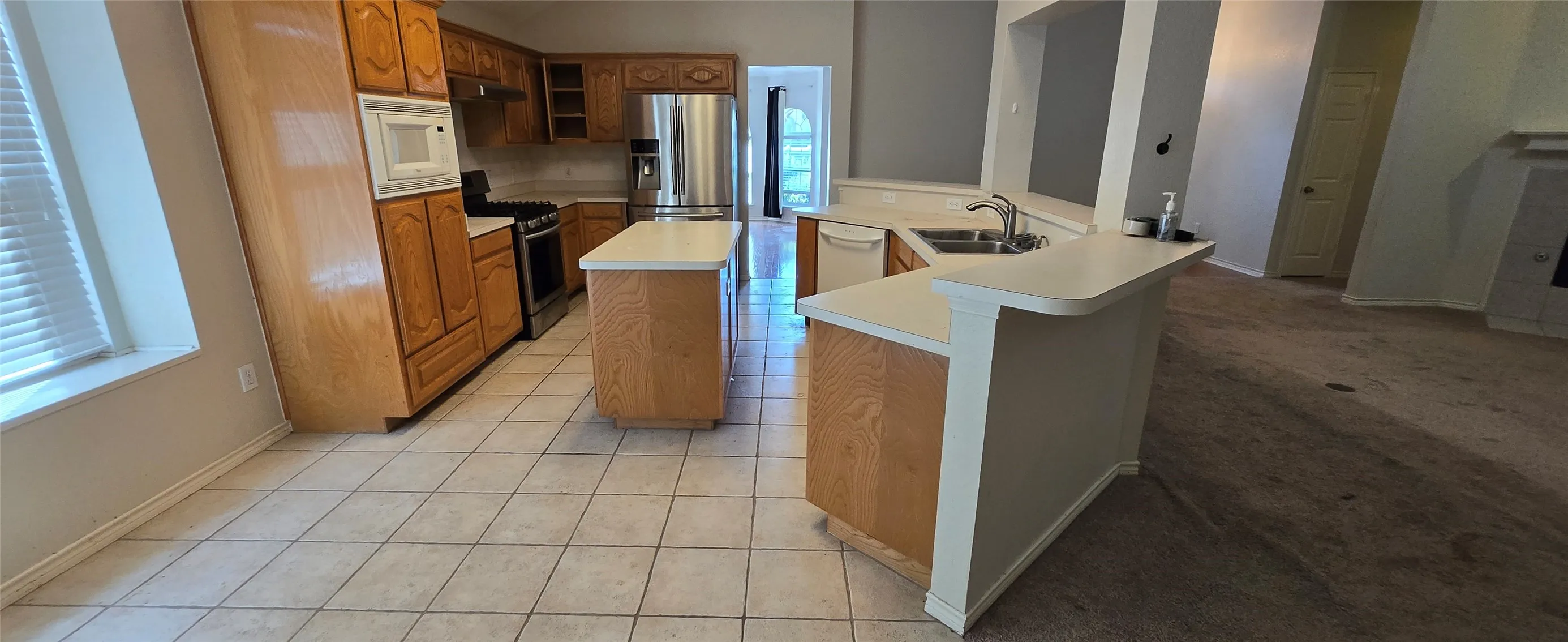 Single Family Residence For Rent in Collin County , 1511 Pine Bluff Drive, Allen, Texas 75002, 4 Bedroom, 2 Bathroom, 2 Garage spaces, 2,242 Sqft, built in 2002, mls#21403076, Real Estate Agent in Allen, Homes For Rent in Collin county, Homes For Rent in Allen, Realtor in Allen Texas, Real Estate Brokerage Independent Realty Texas, Luminita Cordes Realtor