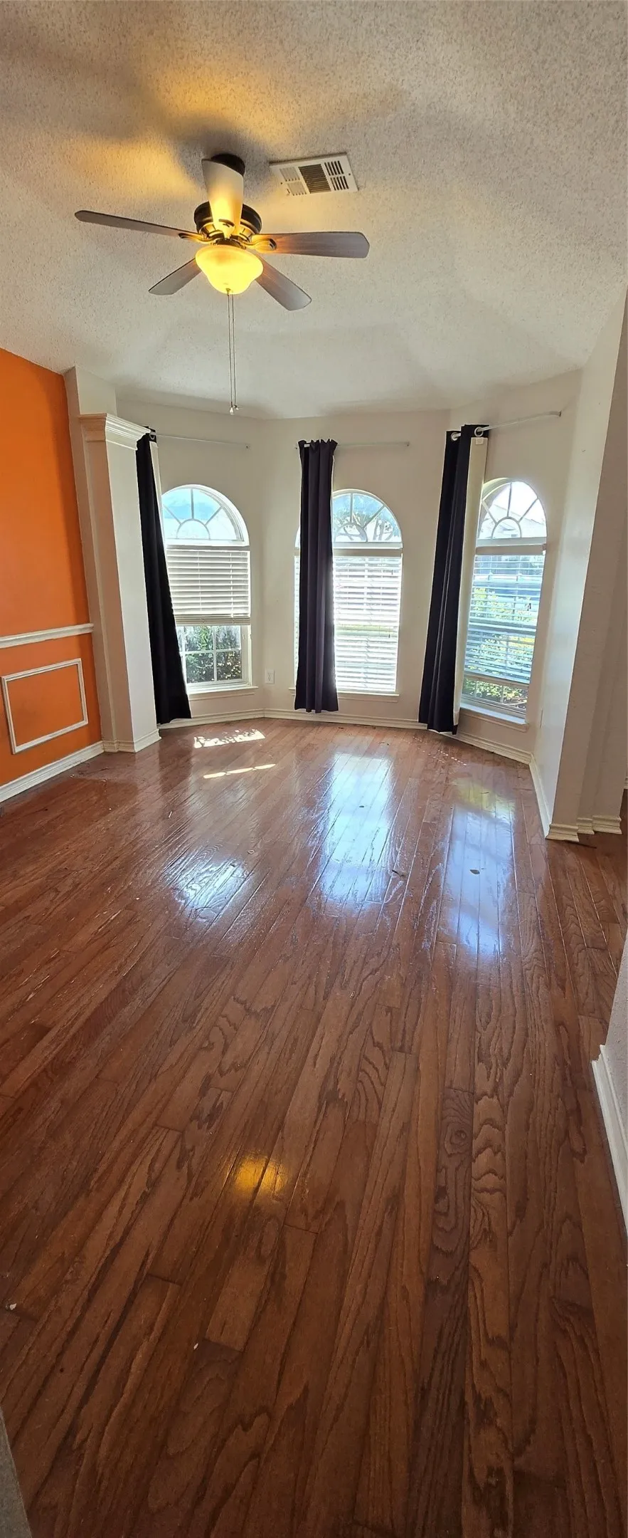 Single Family Residence For Rent in Collin County , 1511 Pine Bluff Drive, Allen, Texas 75002, 4 Bedroom, 2 Bathroom, 2 Garage spaces, 2,242 Sqft, built in 2002, mls#21403076, Real Estate Agent in Allen, Homes For Rent in Collin county, Homes For Rent in Allen, Realtor in Allen Texas, Real Estate Brokerage Independent Realty Texas, Luminita Cordes Realtor