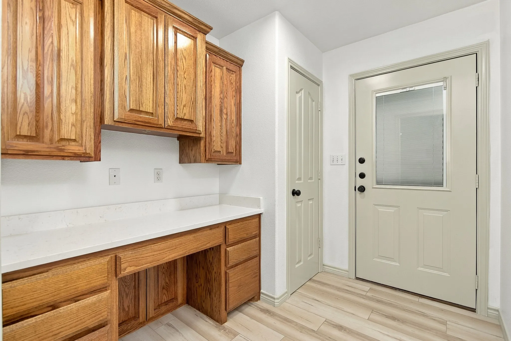 Single Family Residence For Sale in Taylor County , 158 Quaker Road, Abilene, Texas 79602, 3 Bedroom, 2 Bathroom, 2 Garage spaces, 1,863 Sqft, built in 2002, mls#21403072, Real Estate Agent in Abilene, Homes For Sale in Taylor county, Homes For Sale in Abilene, Realtor in Abilene Texas, Real Estate Brokerage Independent Realty Texas, Luminita Cordes Realtor