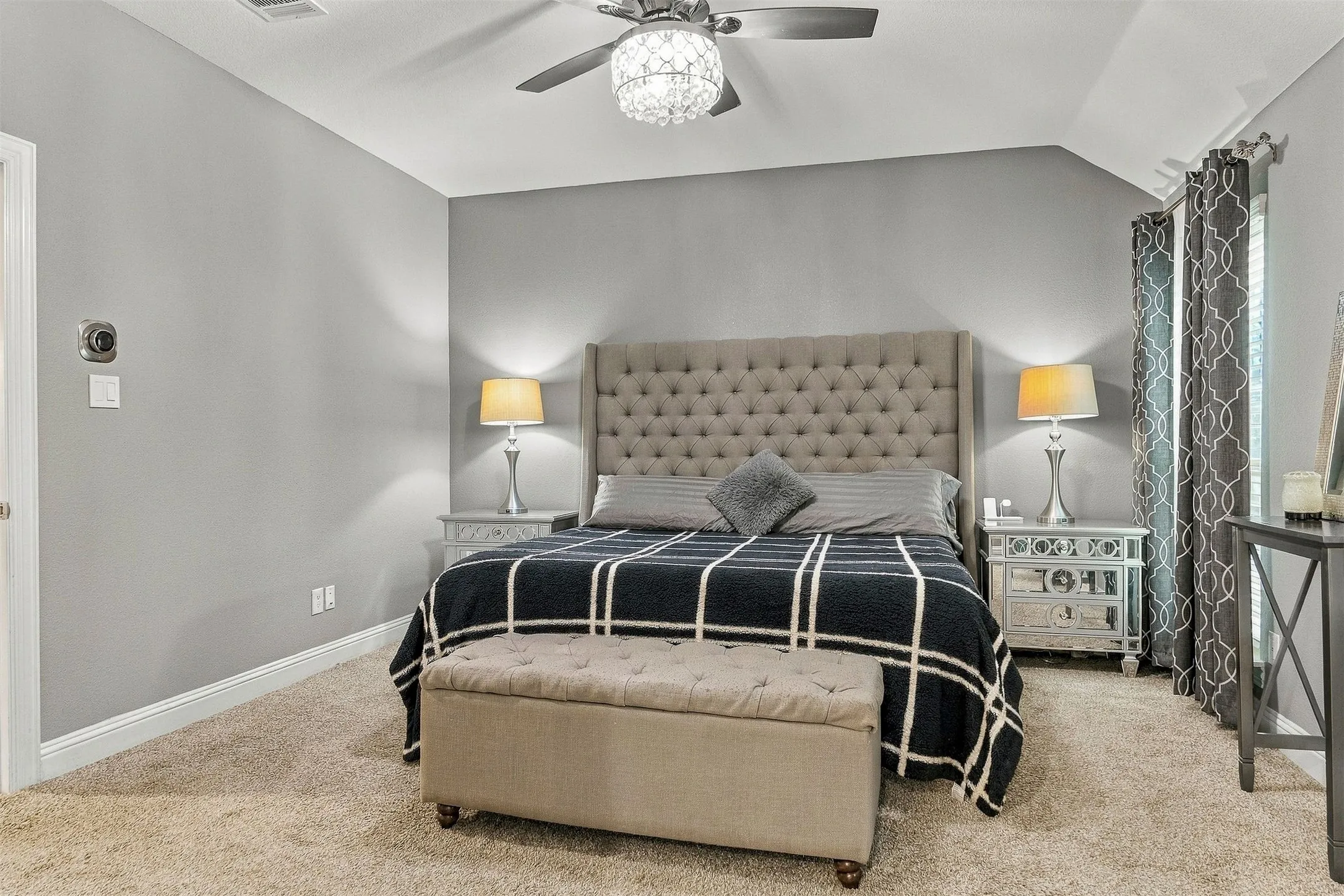 Single Family Residence For Sale in Denton County , 3013 Denver Avenue, Aubrey, Texas 76227, 3 Bedroom, 2 Bathroom, 2 Garage spaces, 1,701 Sqft, built in 2020, mls#21402788, Real Estate Agent in Aubrey, Homes For Sale in Denton county, Homes For Sale in Aubrey, Realtor in Aubrey Texas, Real Estate Brokerage Independent Realty Texas, Luminita Cordes Realtor