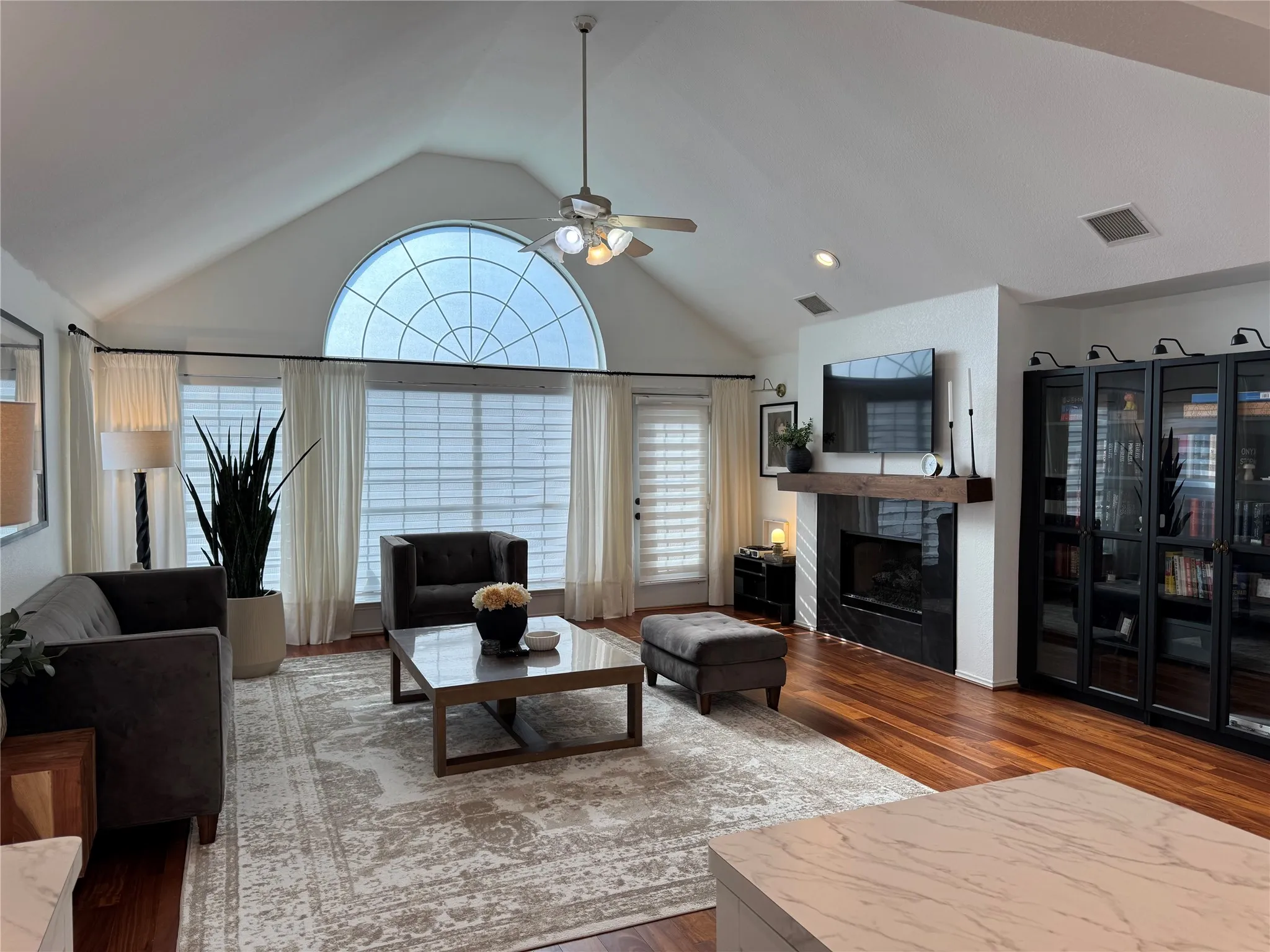 Single Family Residence For Sale in Collin County , 514 Colgate Drive, Allen, Texas 75013, 3 Bedroom, 2 Bathroom, 2 Garage spaces, 2,193 Sqft, built in 1997, mls#21402179, Real Estate Agent in Allen, Homes For Sale in Collin county, Homes For Sale in Allen, Realtor in Allen Texas, Real Estate Brokerage Independent Realty Texas, Luminita Cordes Realtor