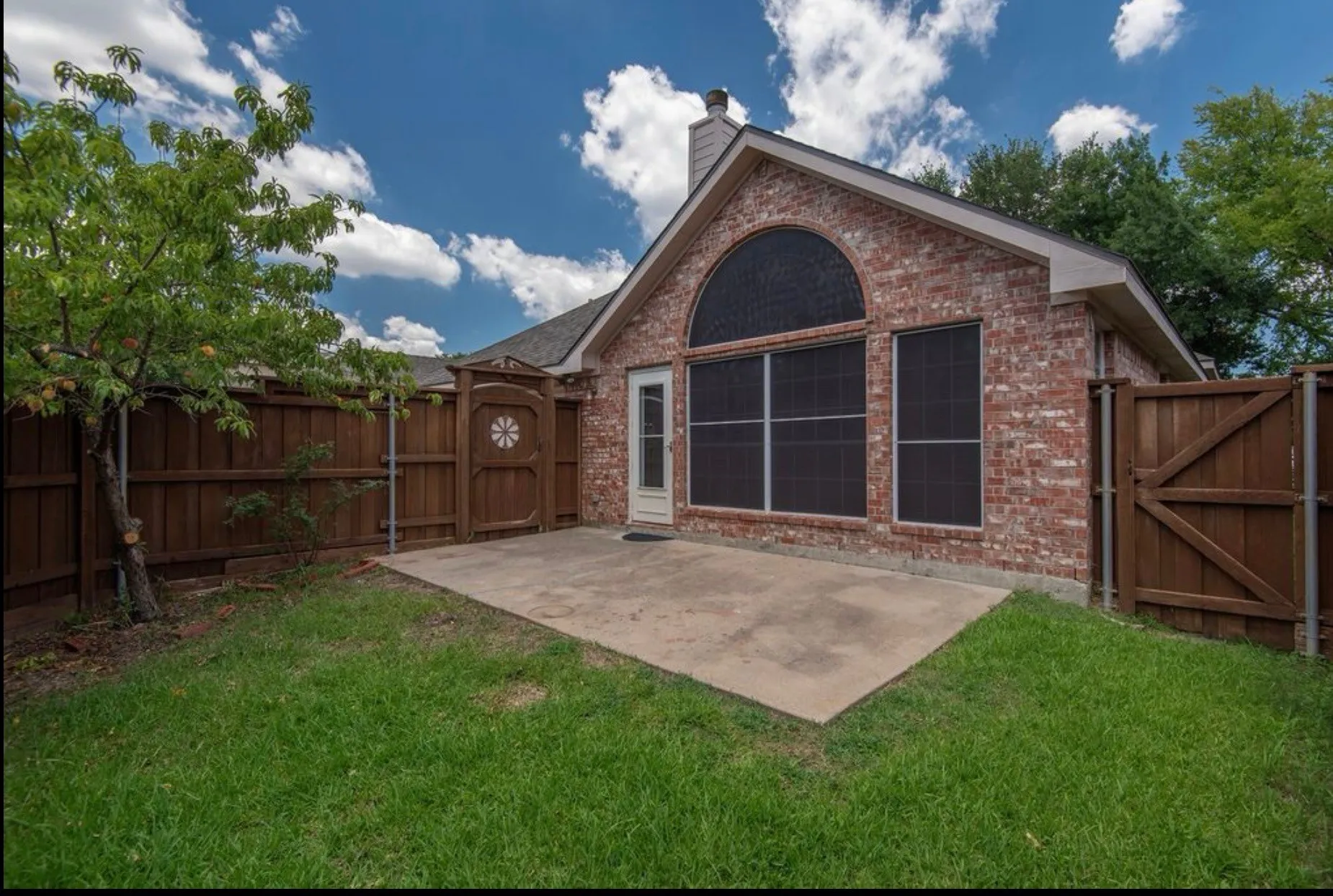 Single Family Residence For Sale in Collin County , 514 Colgate Drive, Allen, Texas 75013, 3 Bedroom, 2 Bathroom, 2 Garage spaces, 2,193 Sqft, built in 1997, mls#21402179, Real Estate Agent in Allen, Homes For Sale in Collin county, Homes For Sale in Allen, Realtor in Allen Texas, Real Estate Brokerage Independent Realty Texas, Luminita Cordes Realtor