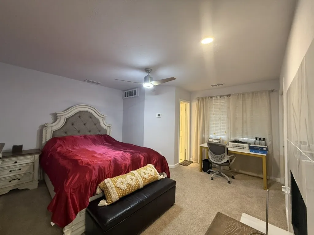 Condominium For Rent in Dallas County , 2835 Keller Springs Road 103, Carrollton, Texas 75006, 2 Bedroom, 3 Bathroom, Garage spaces, 1,225 Sqft, built in 1982, mls#21403035, Real Estate Agent in Carrollton, Homes For Rent in Dallas county, Homes For Rent in Carrollton, Realtor in Carrollton Texas, Real Estate Brokerage Independent Realty Texas, Luminita Cordes Realtor