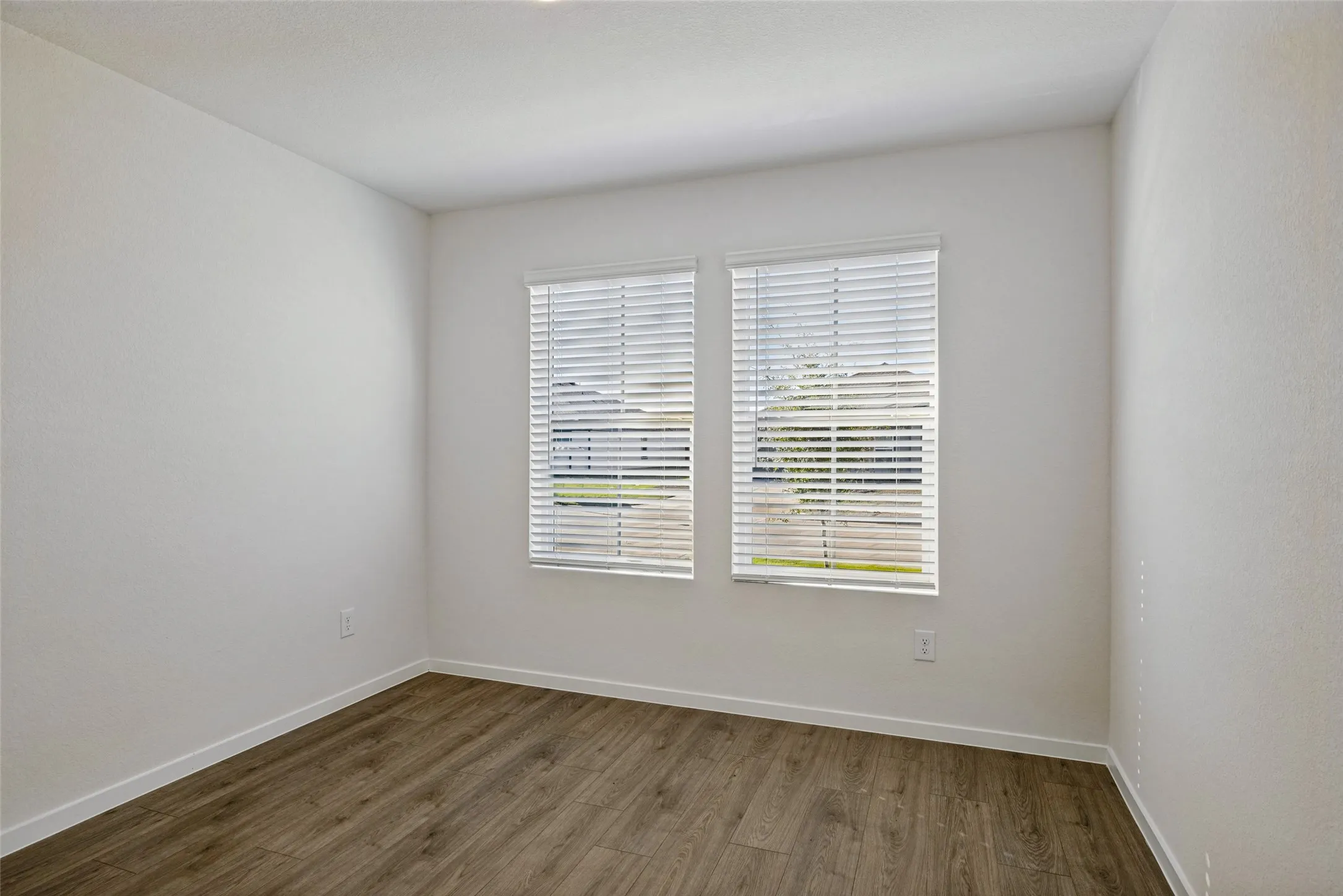 Single Family Residence For Rent in Collin County , 410 White Willow Drive, Nevada, Texas 75173, 4 Bedroom, 2 Bathroom, 2 Garage spaces, 1,872 Sqft, built in 2026, mls#21401994, Real Estate Agent in Nevada, Homes For Rent in Collin county, Homes For Rent in Nevada, Realtor in Nevada Texas, Real Estate Brokerage Independent Realty Texas, Luminita Cordes Realtor