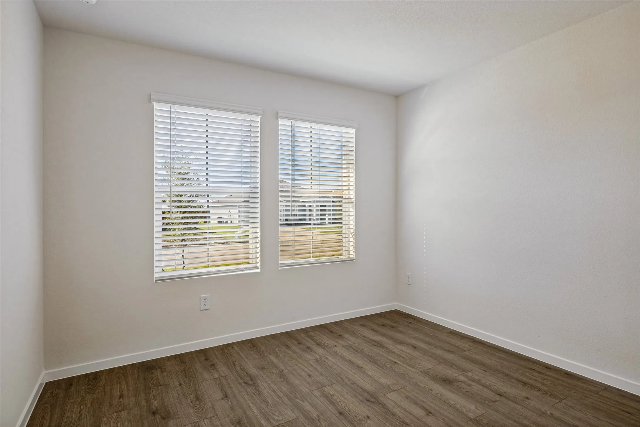 Single Family Residence For Rent in Collin County , 410 White Willow Drive, Nevada, Texas 75173, 4 Bedroom, 2 Bathroom, 2 Garage spaces, 1,872 Sqft, built in 2026, mls#21401994, Real Estate Agent in Nevada, Homes For Rent in Collin county, Homes For Rent in Nevada, Realtor in Nevada Texas, Real Estate Brokerage Independent Realty Texas, Luminita Cordes Realtor