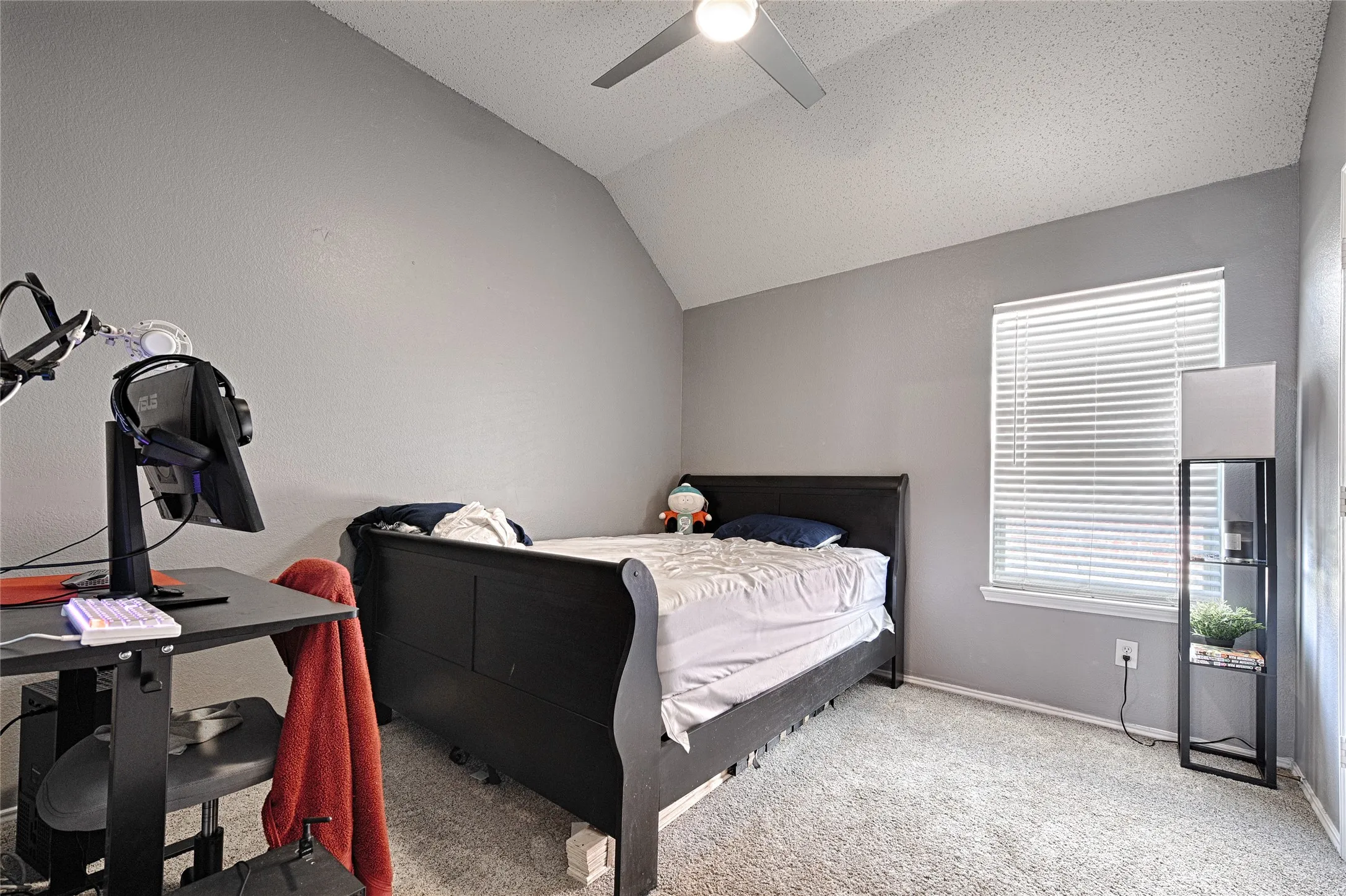 Single Family Residence For Rent in Tarrant County , 903 Gillon Drive, Arlington, Texas 76001, 3 Bedroom, 2 Bathroom, 2 Garage spaces, 1,410 Sqft, built in 2001, mls#21403100, Real Estate Agent in Arlington, Homes For Rent in Tarrant county, Homes For Rent in Arlington, Realtor in Arlington Texas, Real Estate Brokerage Independent Realty Texas, Luminita Cordes Realtor